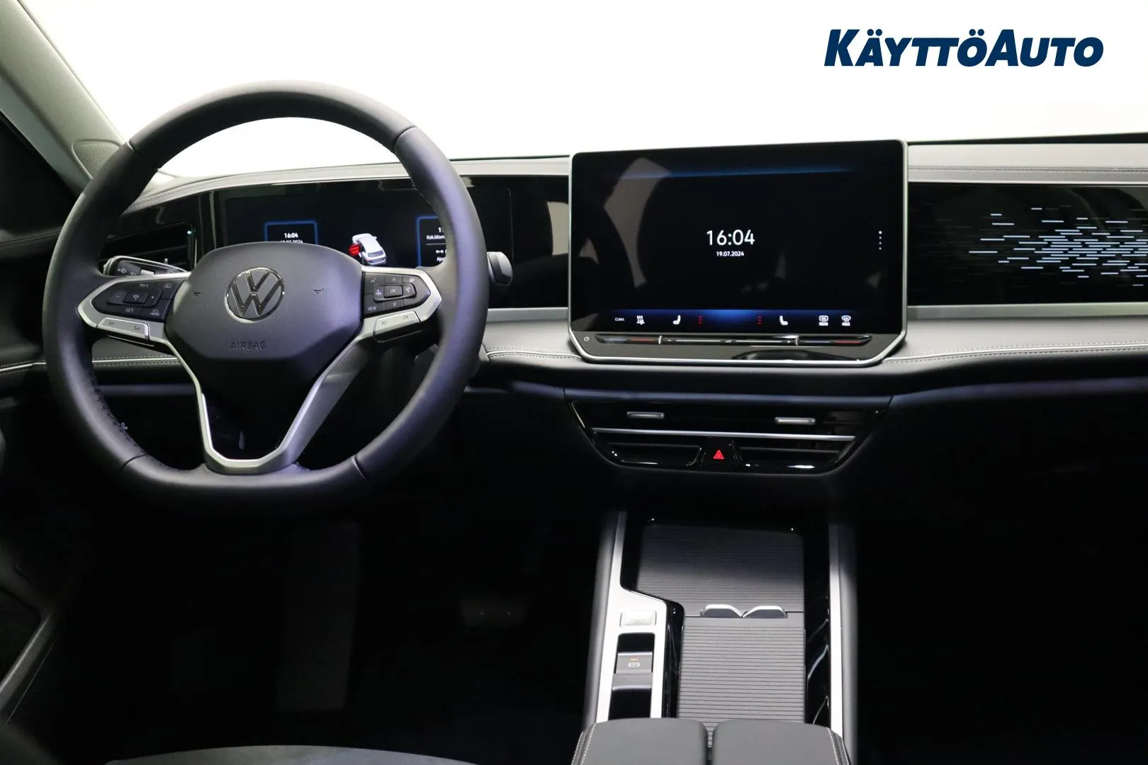 Volkswagen Passat LSS-458 carousel image