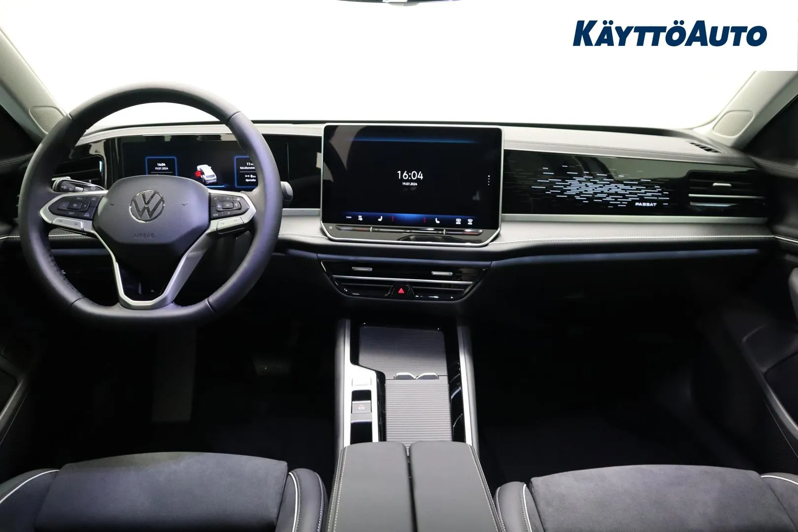 Volkswagen Passat LSS-458 carousel image