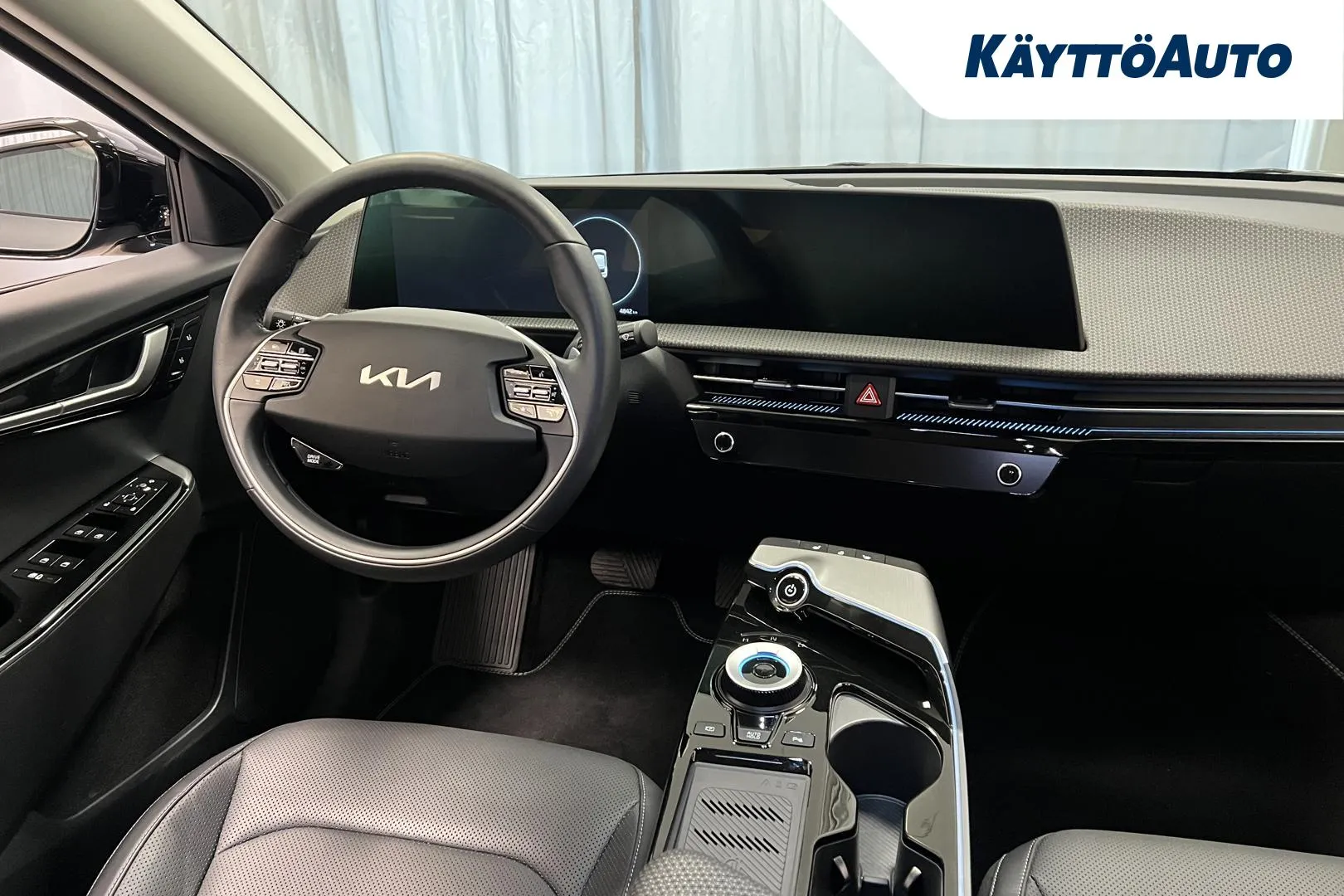 Kia EV6 NNS-547 carousel image