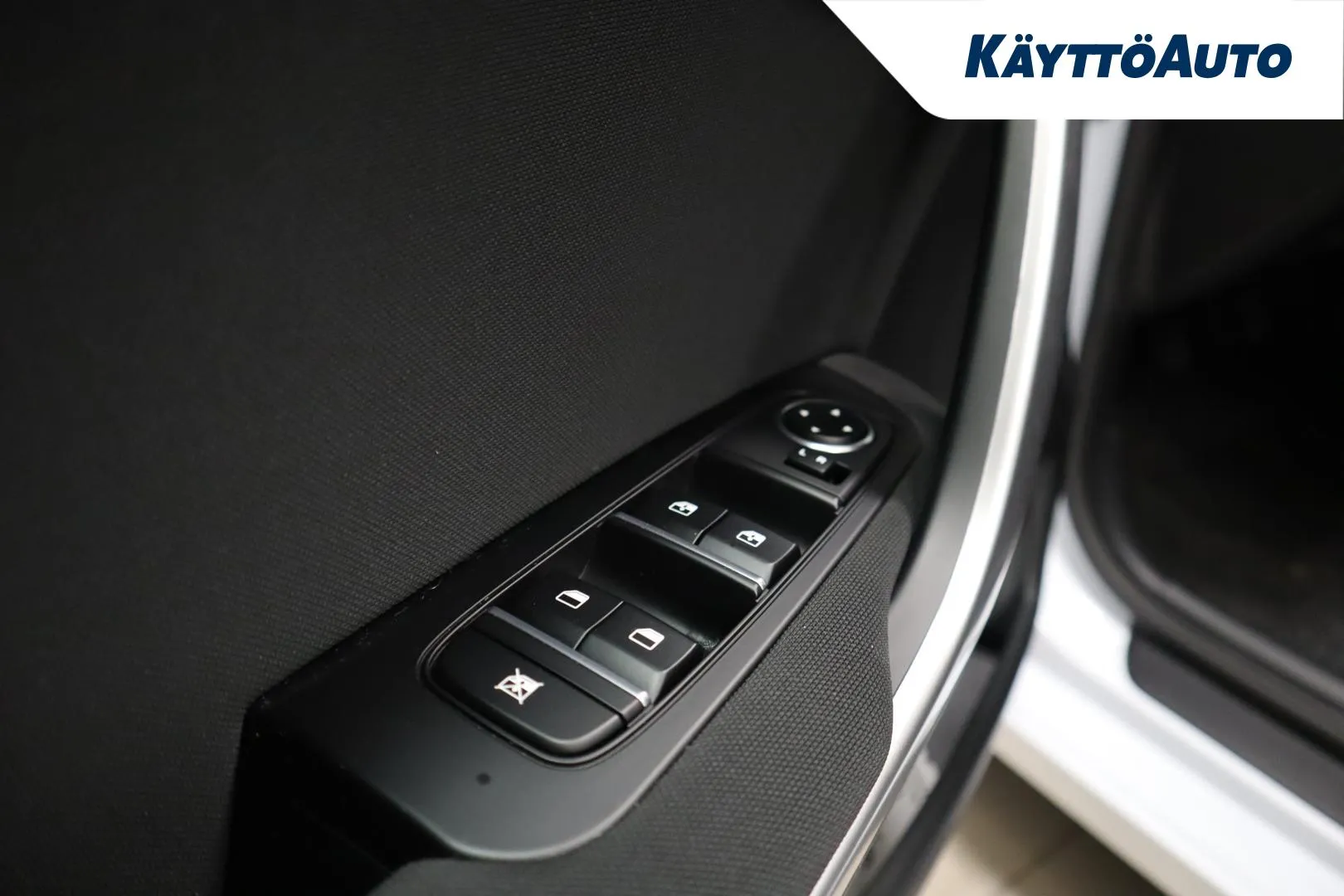 KIA Ceed JNP-892 carousel image