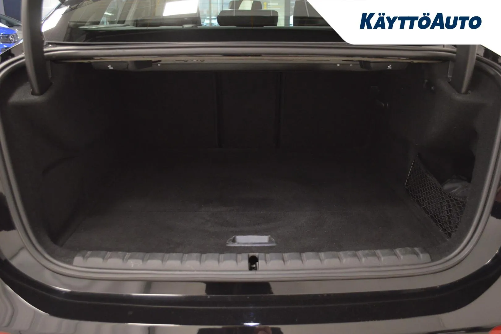 BMW 218 LPP-481 carousel image