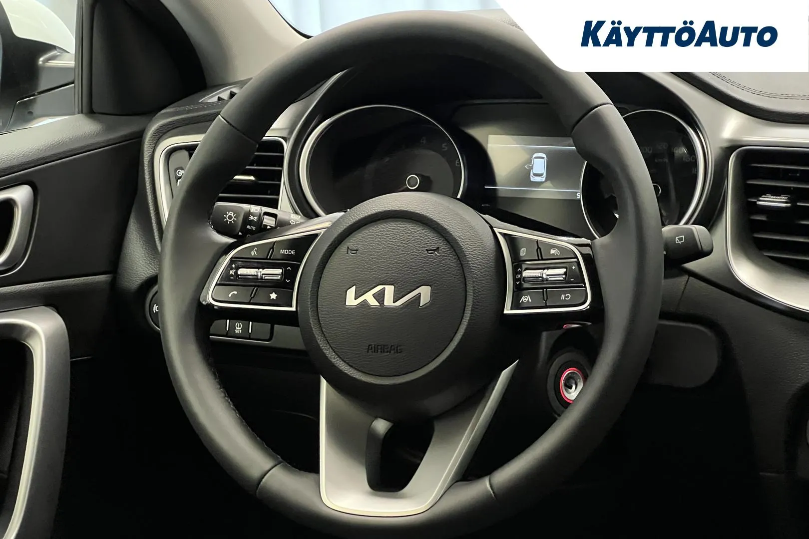 KIA Ceed JNP-891 carousel image