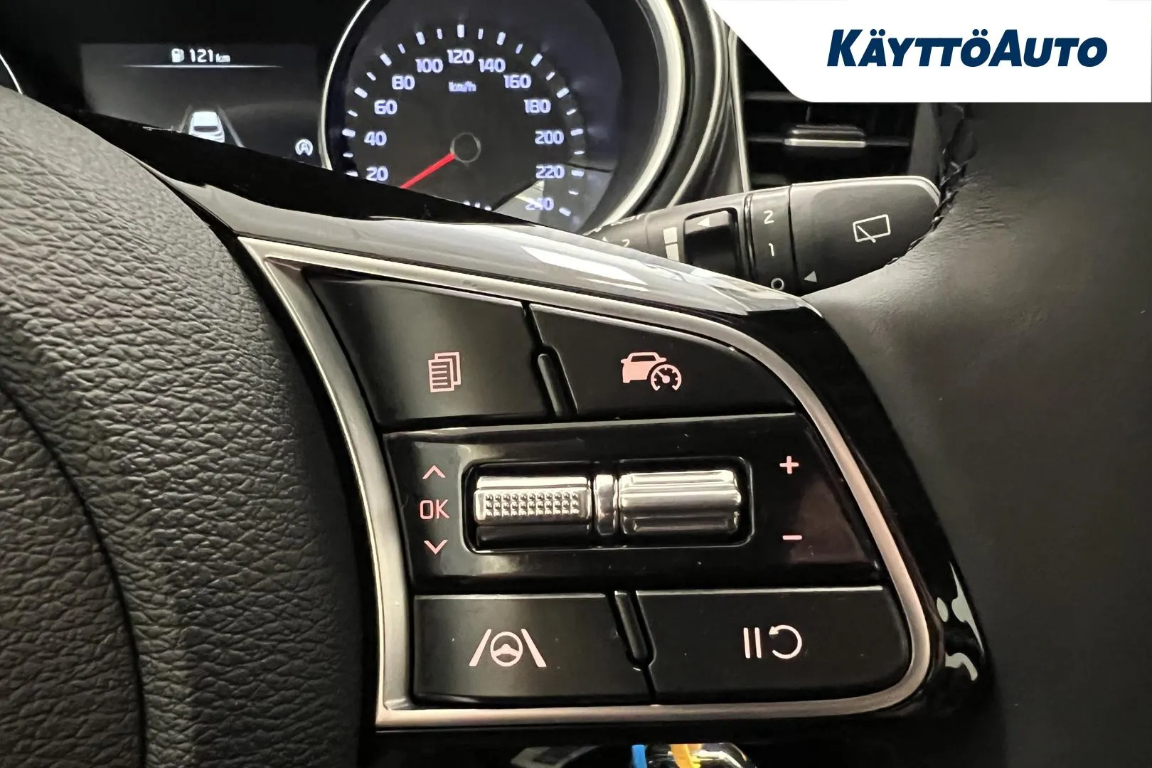 KIA Ceed JNP-891 carousel image