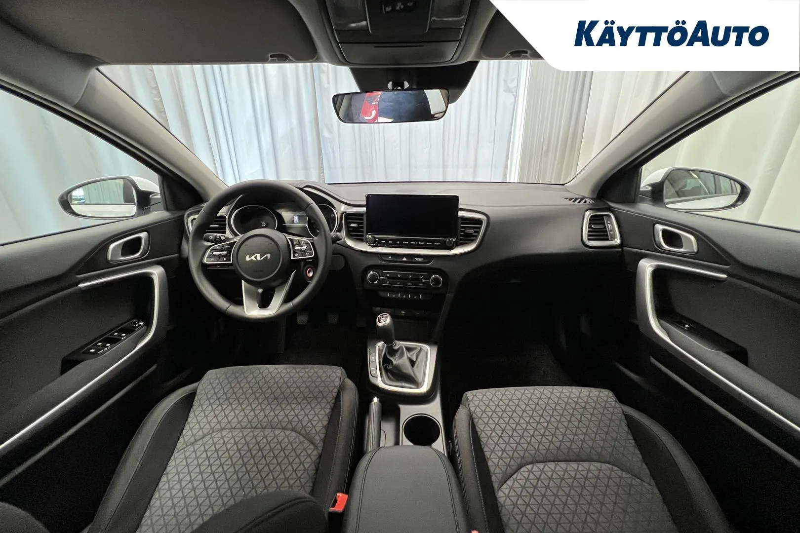 KIA Ceed JNP-891 carousel image