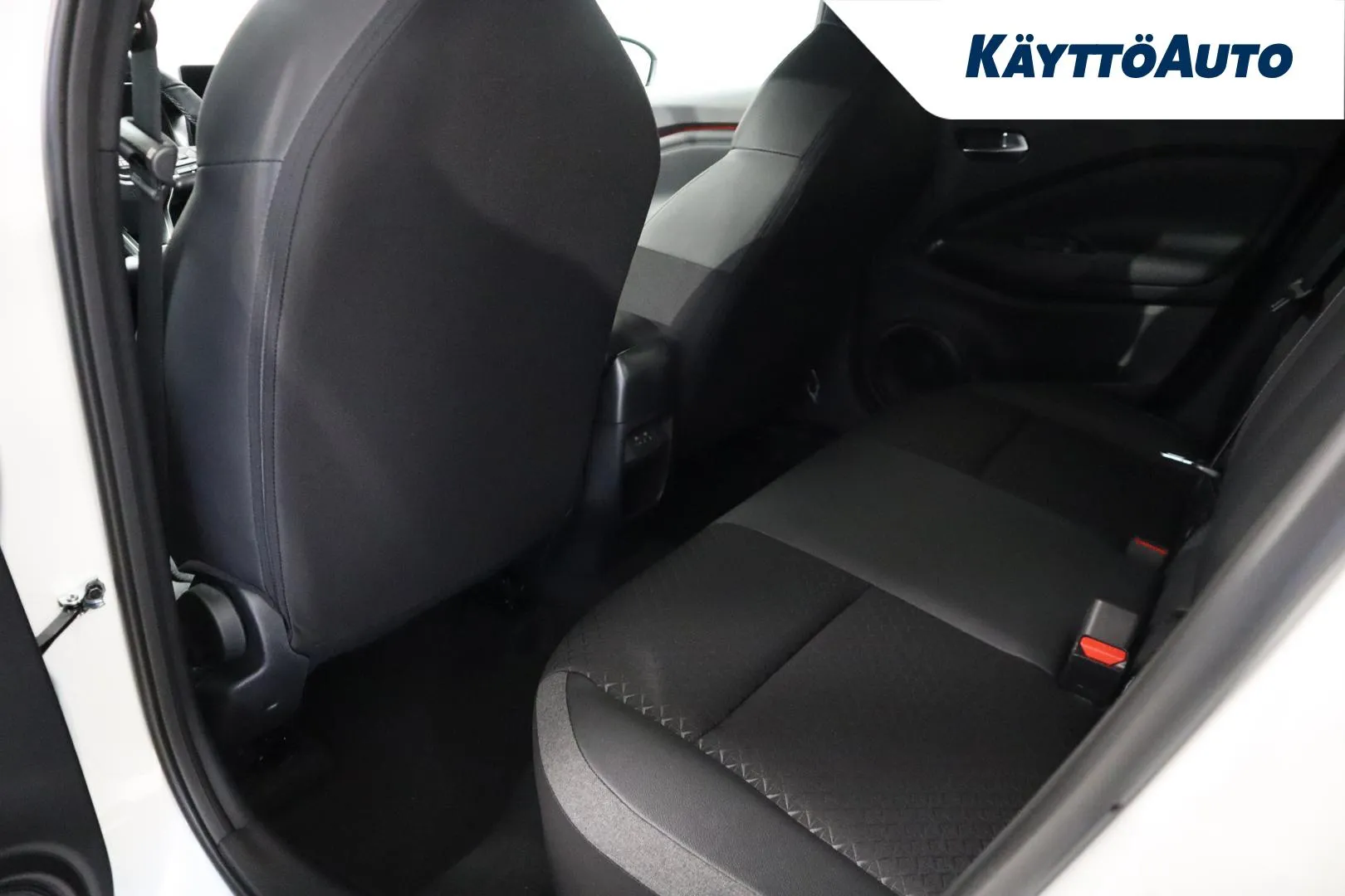 Nissan Juke RXE-744 carousel image