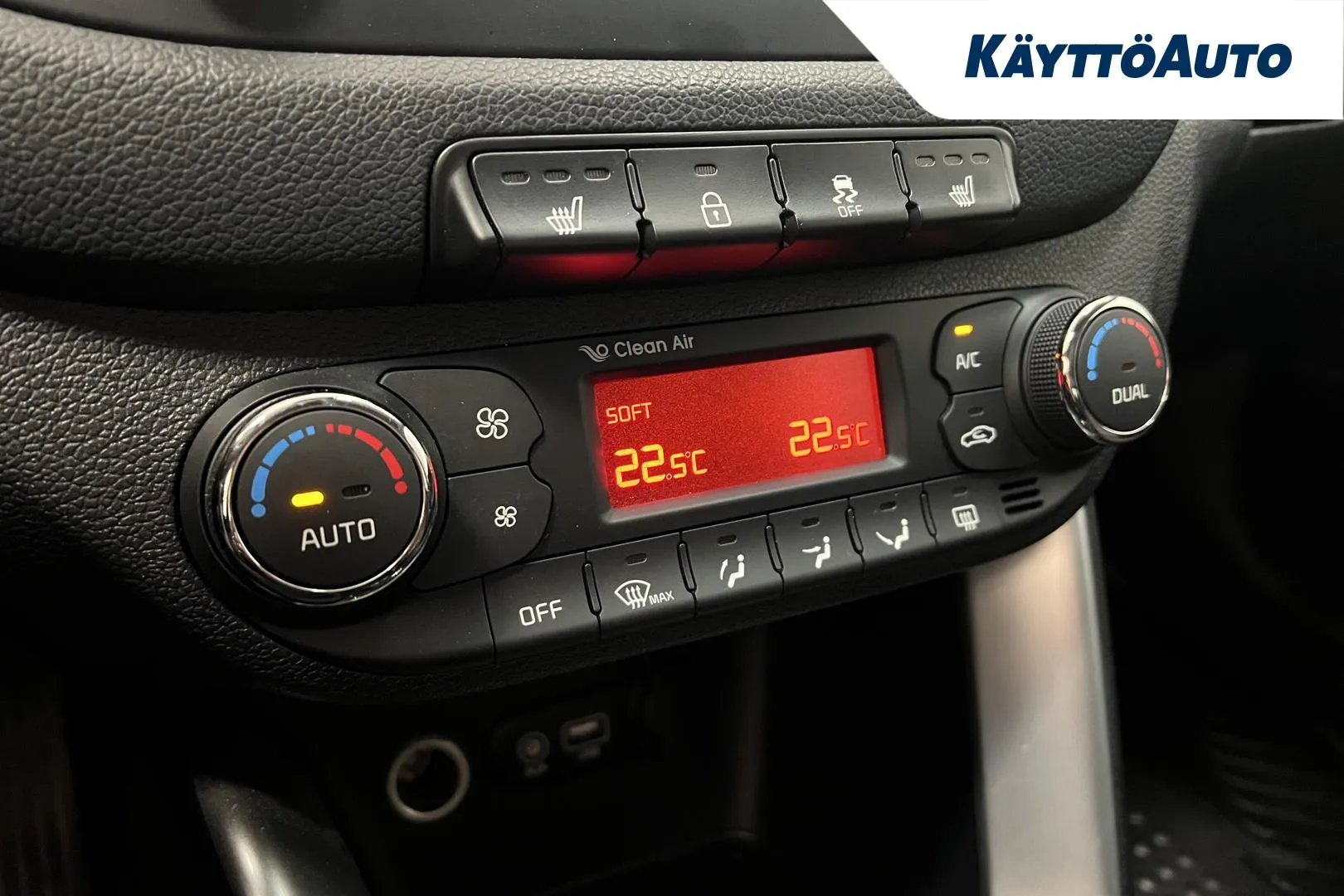 KIA cee'd YJB-389 carousel image