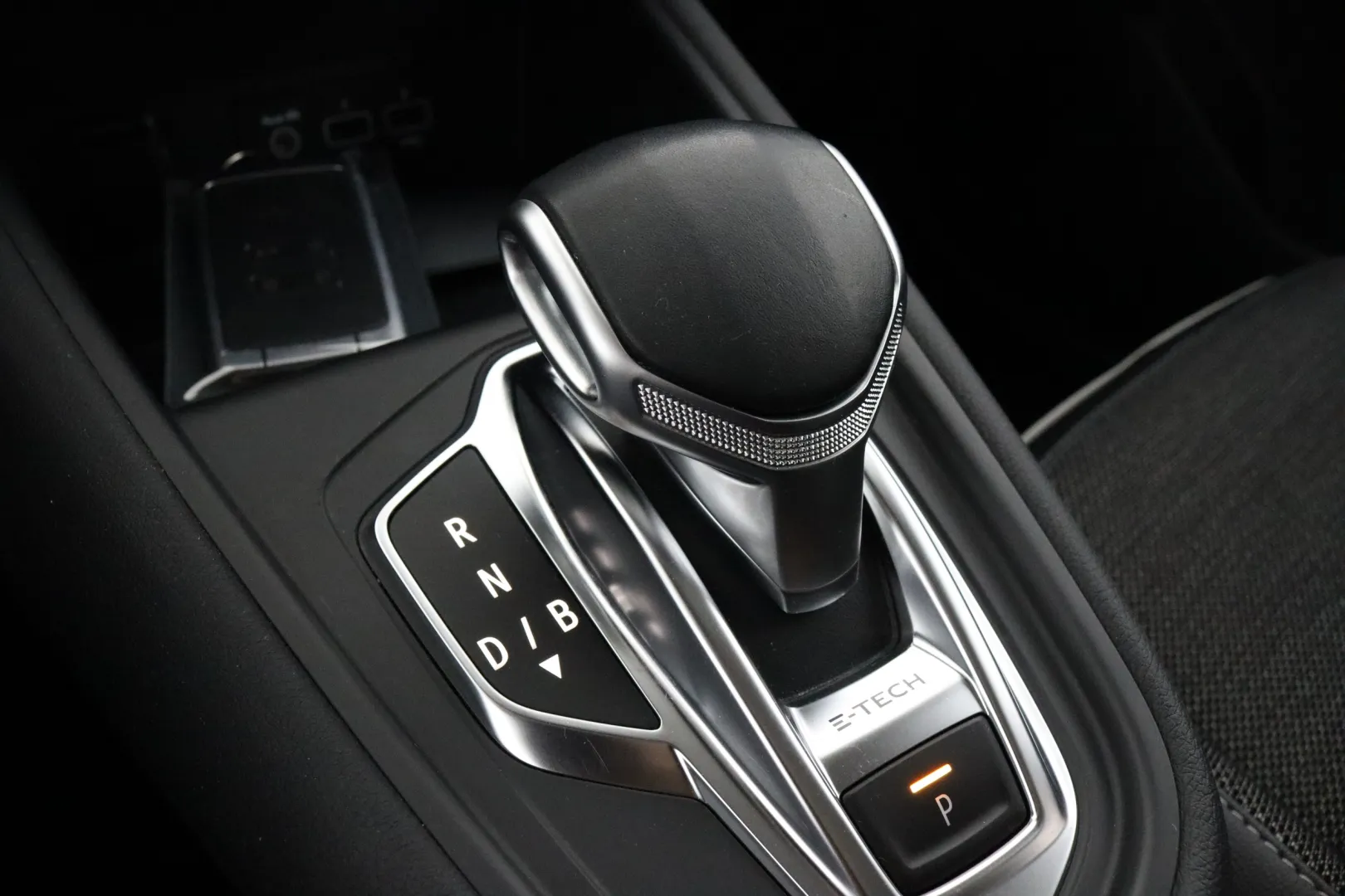 RENAULT Captur NMG-314 carousel image