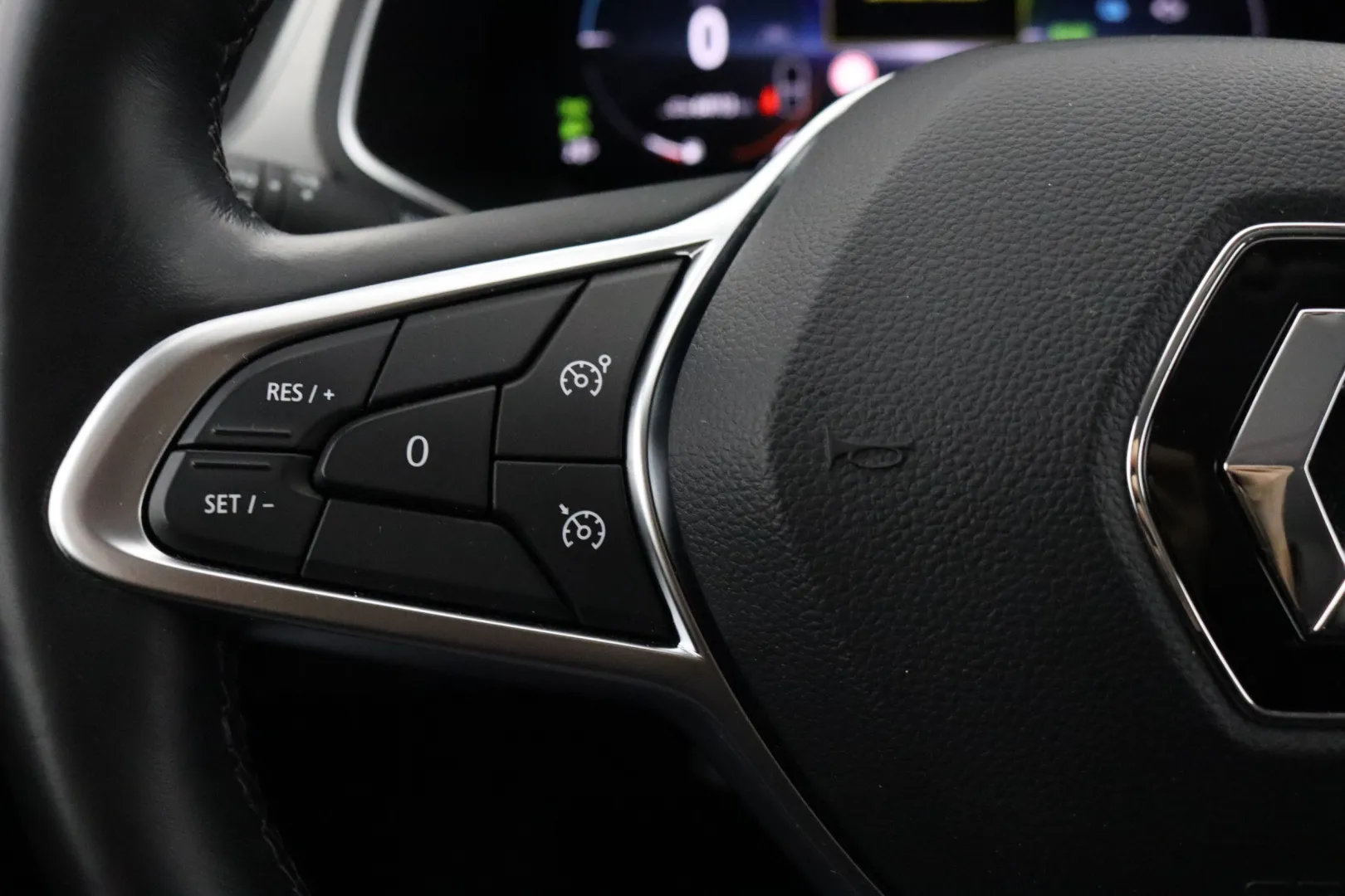 RENAULT Captur NMG-314 carousel image