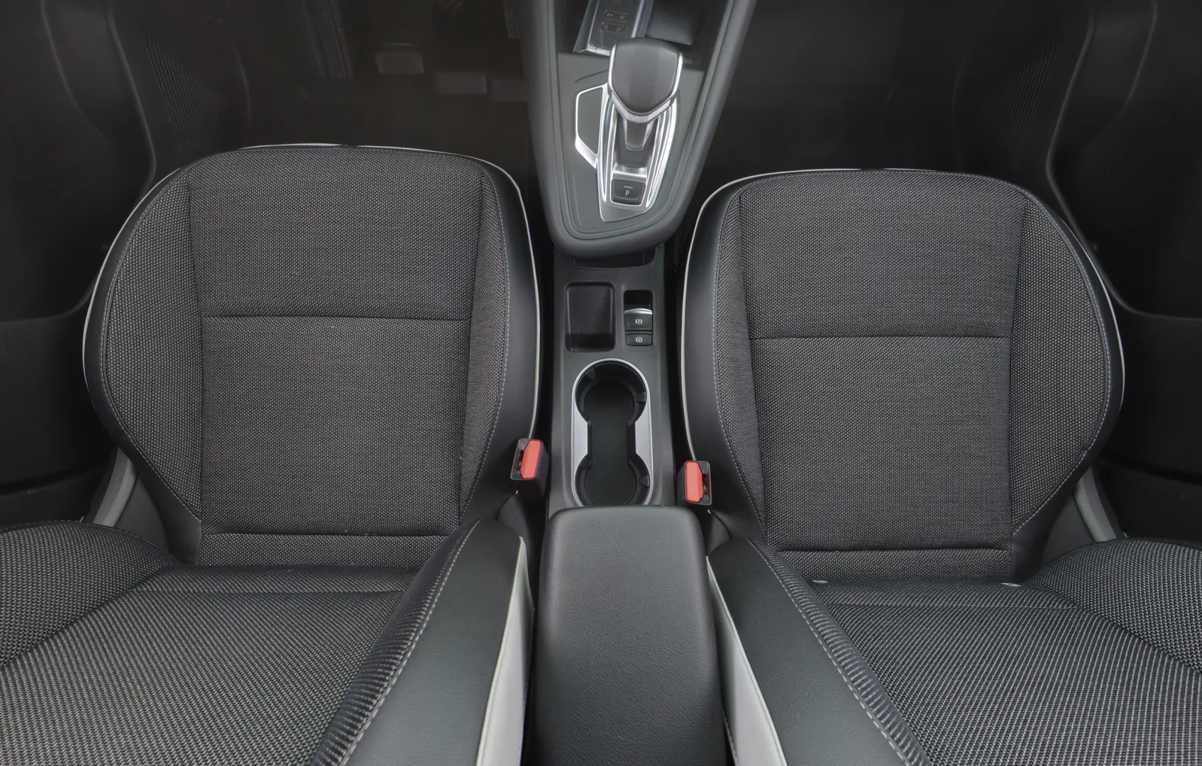 RENAULT Captur NMG-314 carousel image