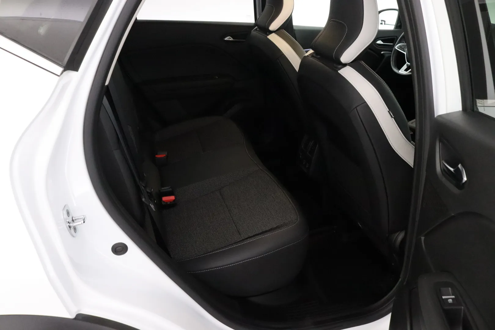 RENAULT Captur NMG-314 carousel image