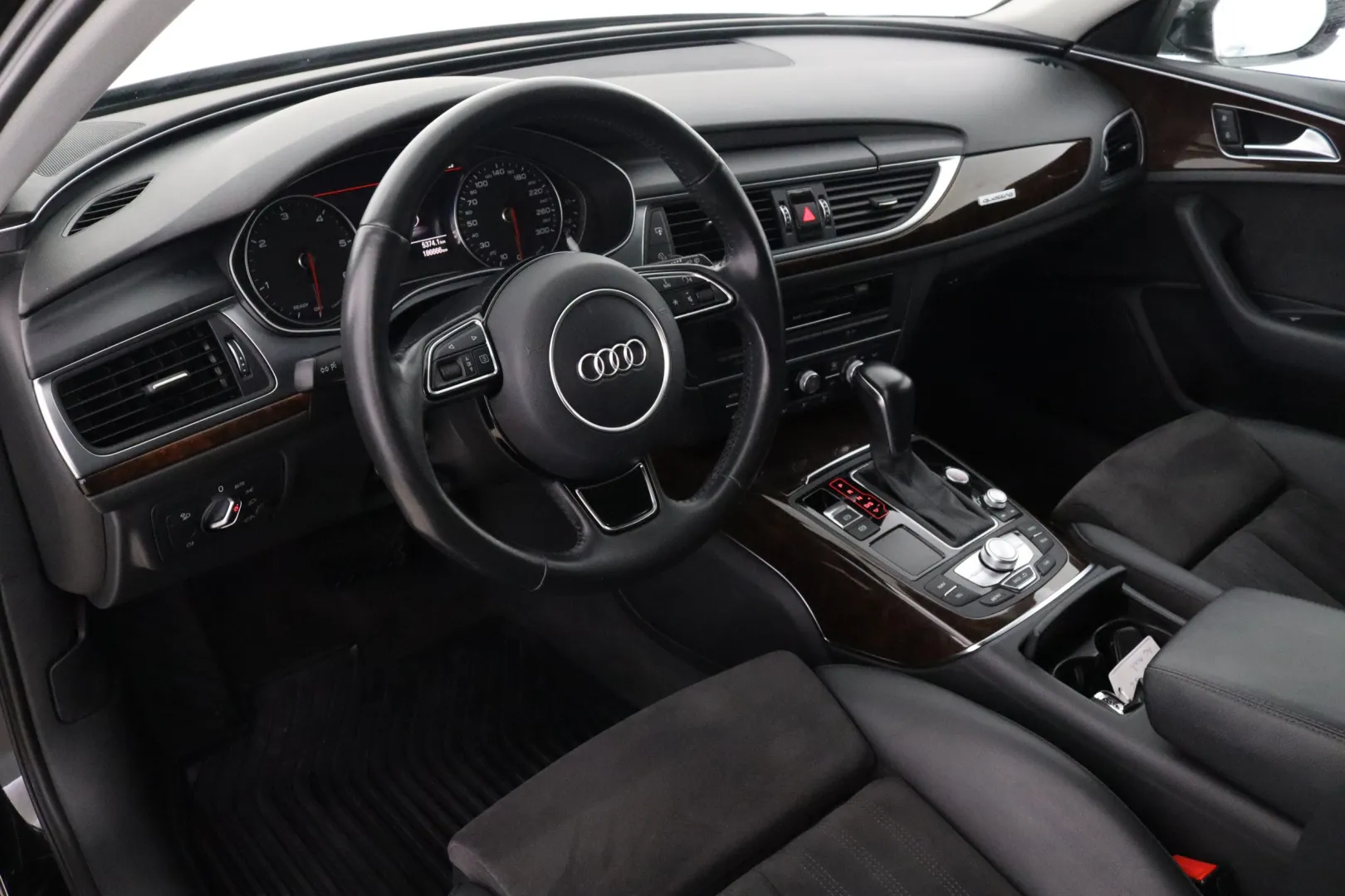 AUDI A6 NKG-986 carousel image