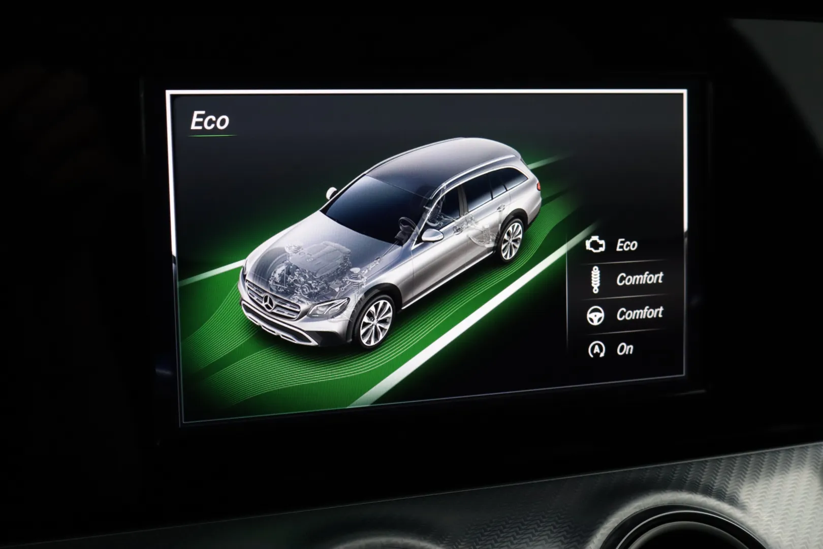 MERCEDES-BENZ E IZE-329 carousel image