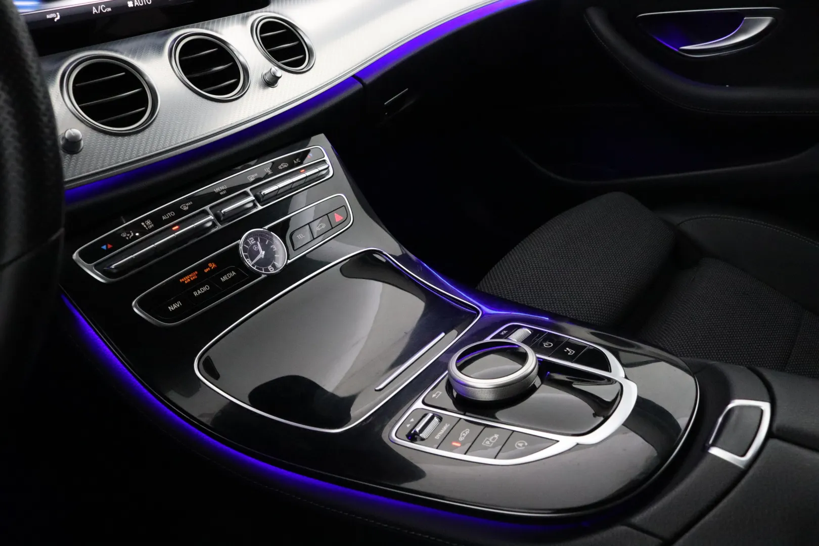 MERCEDES-BENZ E IZE-329 carousel image