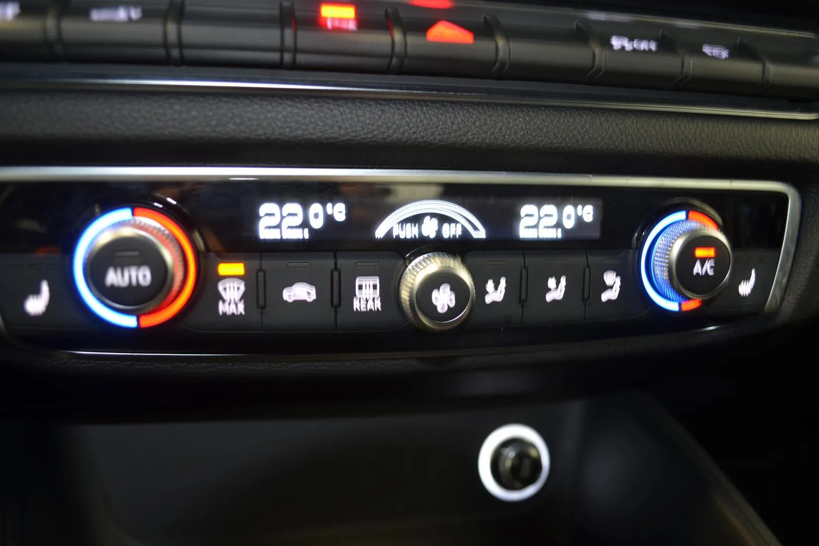 AUDI A3 CRF-894 carousel image