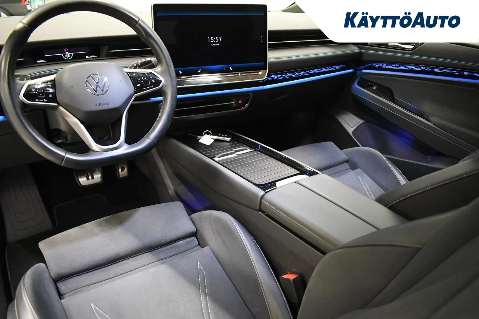 VOLKSWAGEN ID.7 KVX-233 carousel image