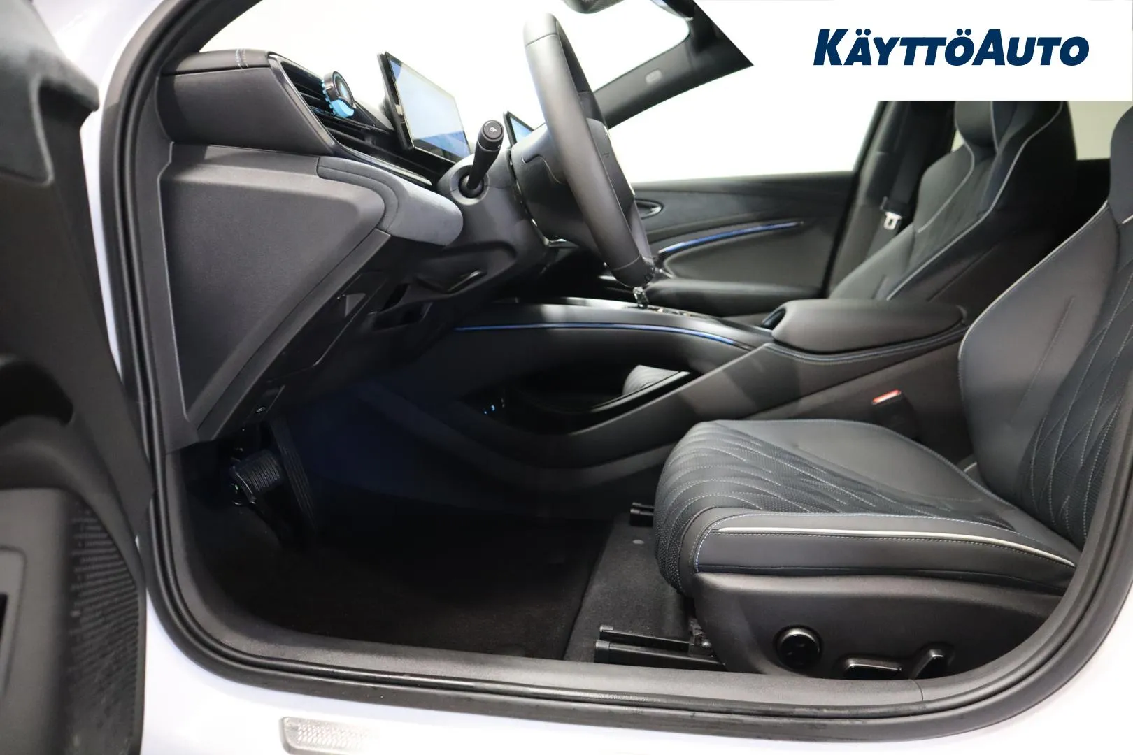 BYD Seal KVX-202 carousel image