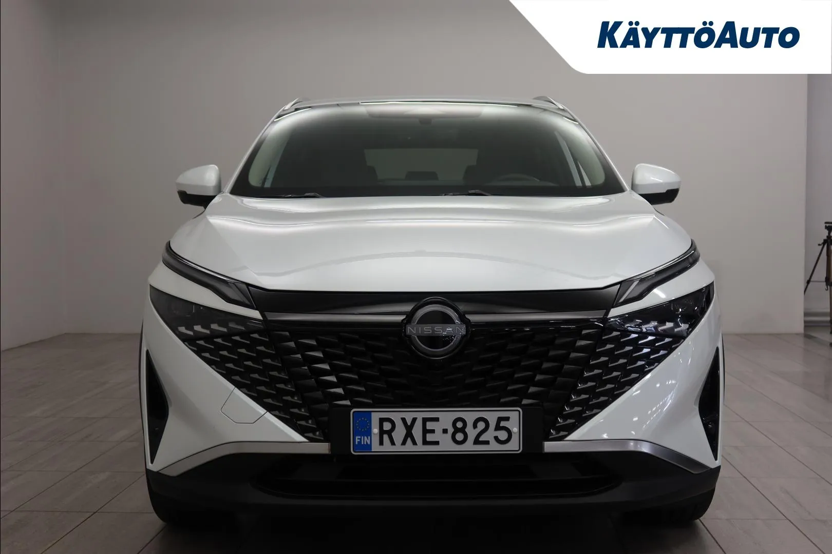 Nissan Qashqai RXE-825 carousel image