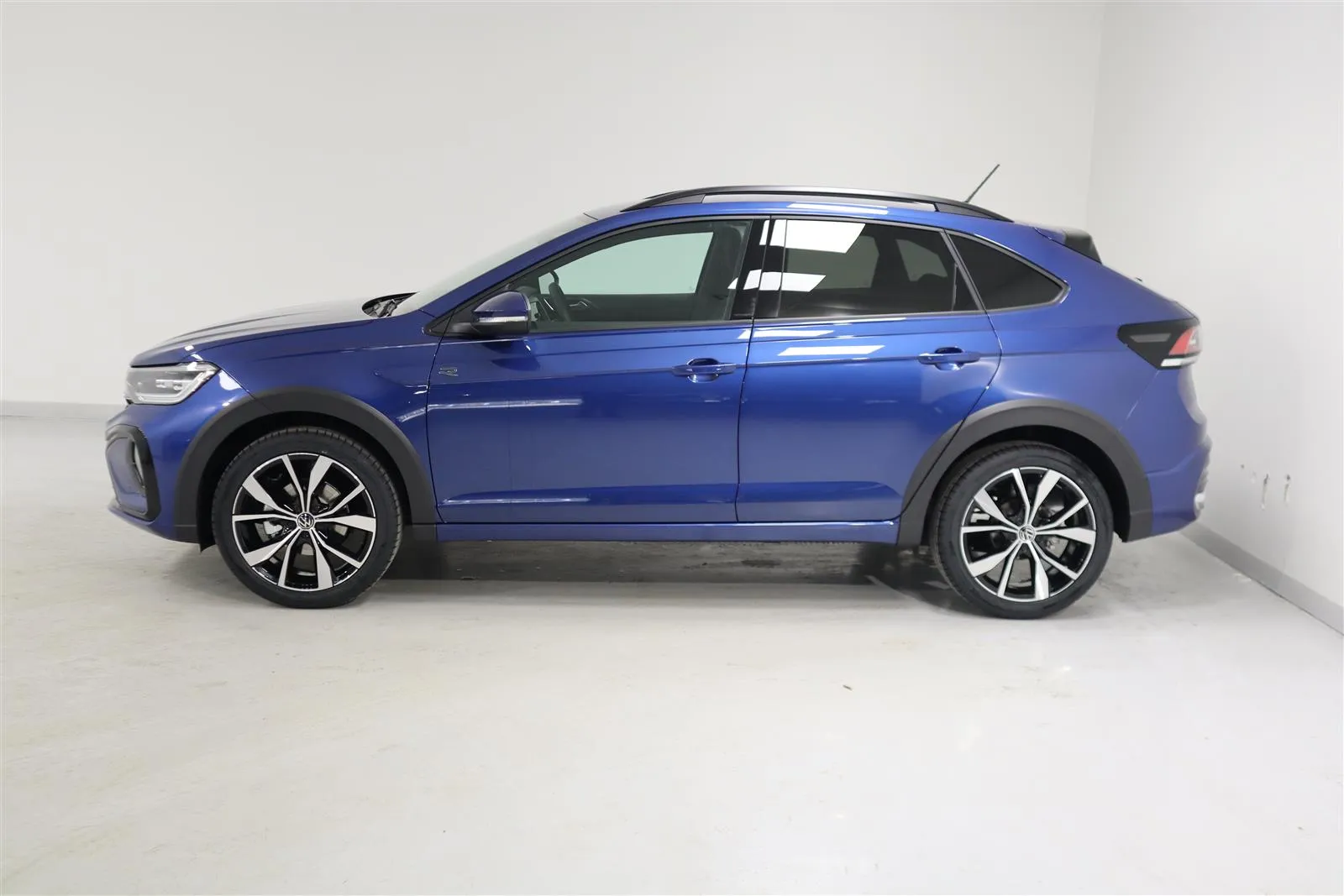 Volkswagen Taigo XSX-707 carousel image