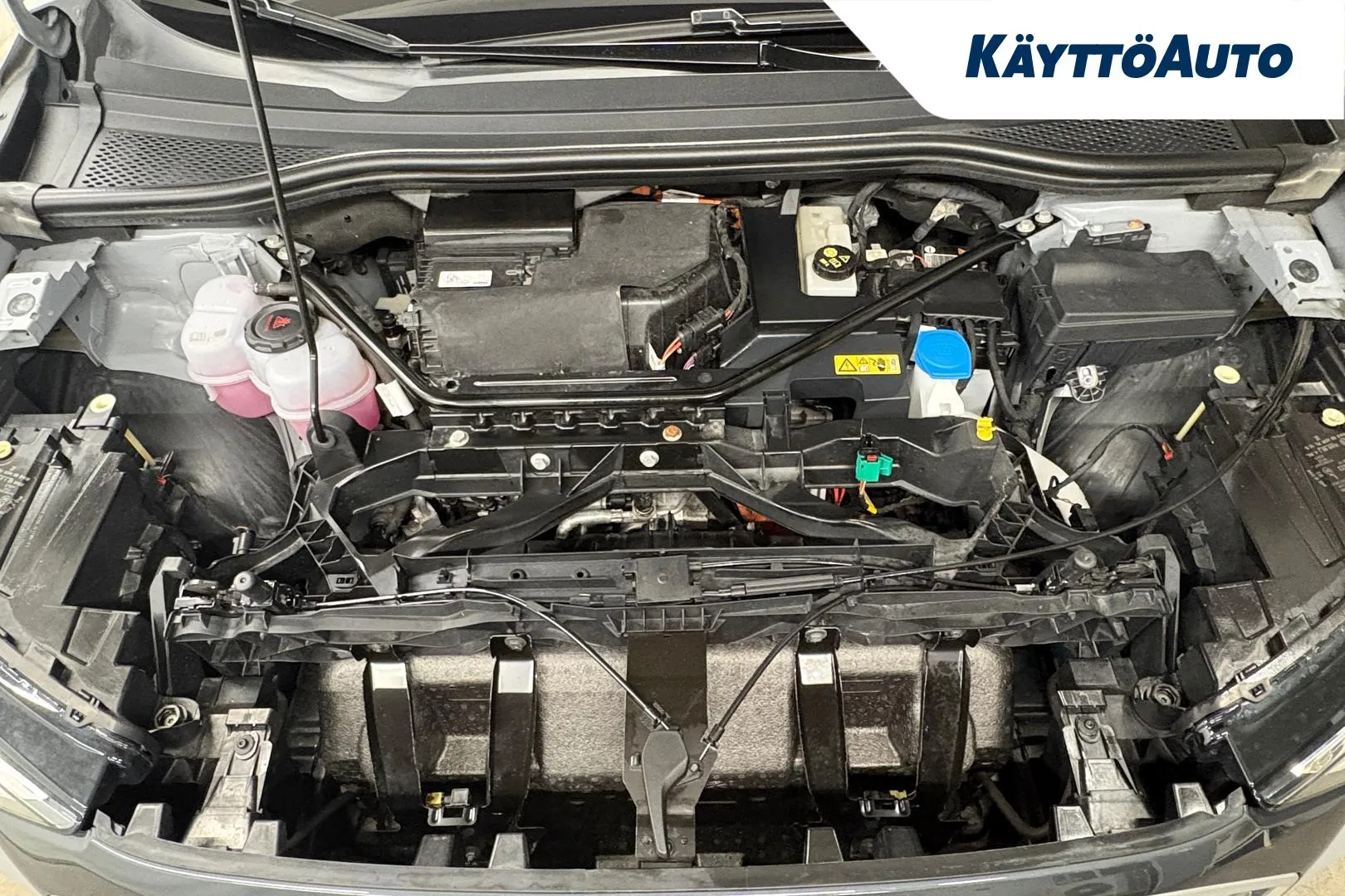 AUDI Q4 e-tron IPJ-540 carousel image