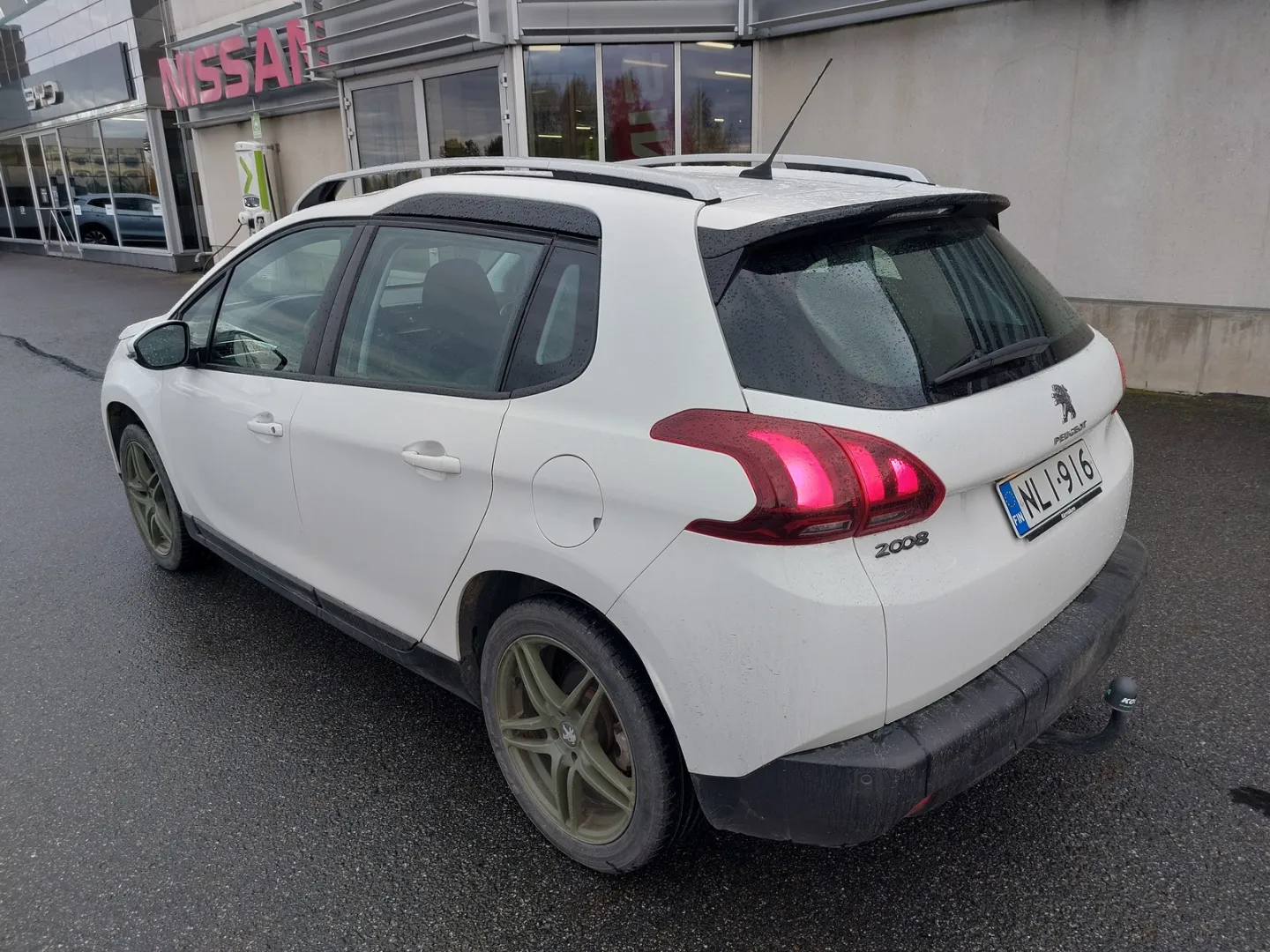 PEUGEOT 2008 NLI-916 carousel image