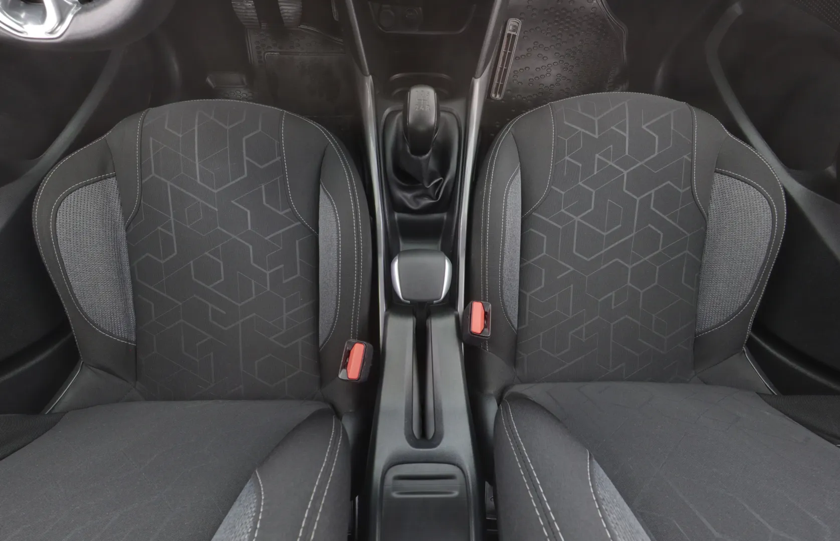 Peugeot 2008 NLI-916 carousel image