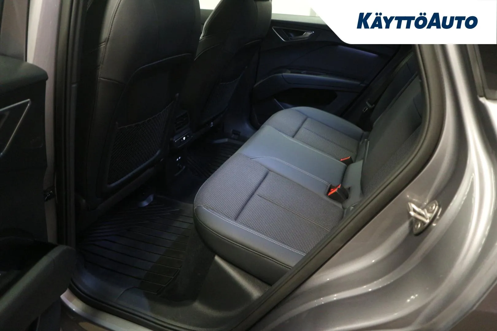 AUDI Q4 e-tron NNC-674 carousel image