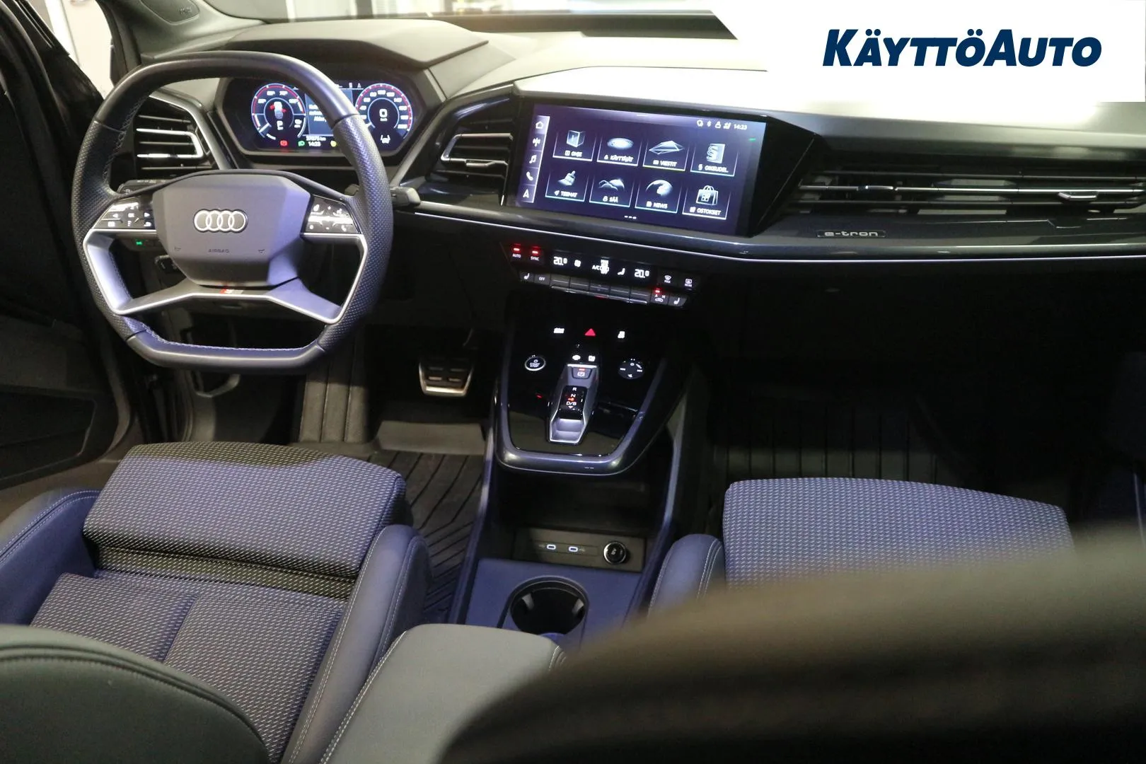 AUDI Q4 e-tron NNC-674 carousel image
