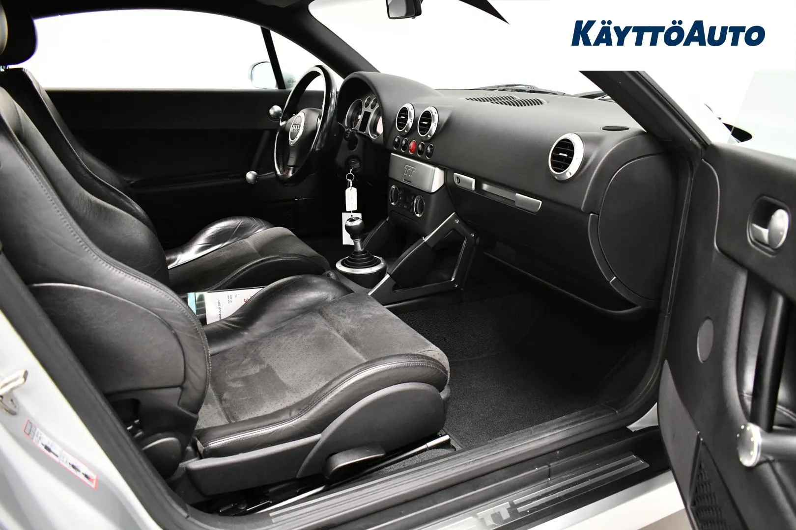 AUDI TT KRE-370 carousel image