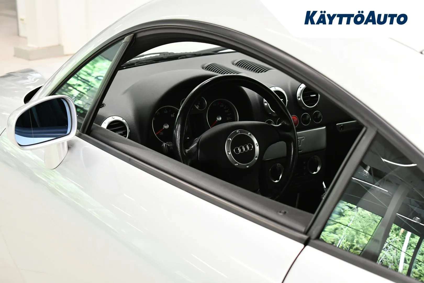 AUDI TT KRE-370 carousel image