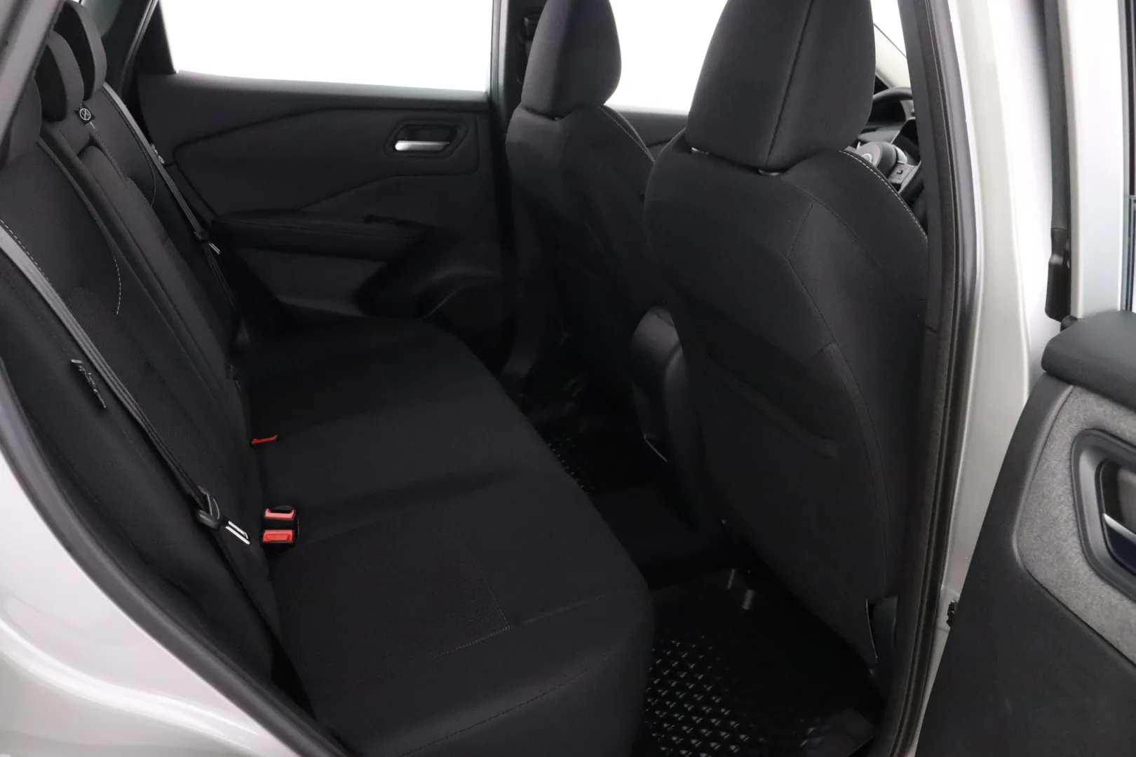 NISSAN Qashqai SRL-942 carousel image