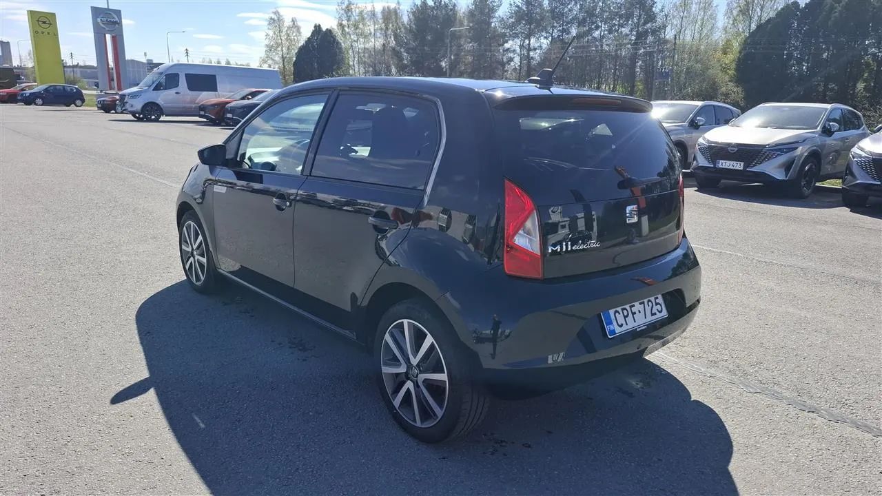 SEAT Mii electric CPF-725 carousel image