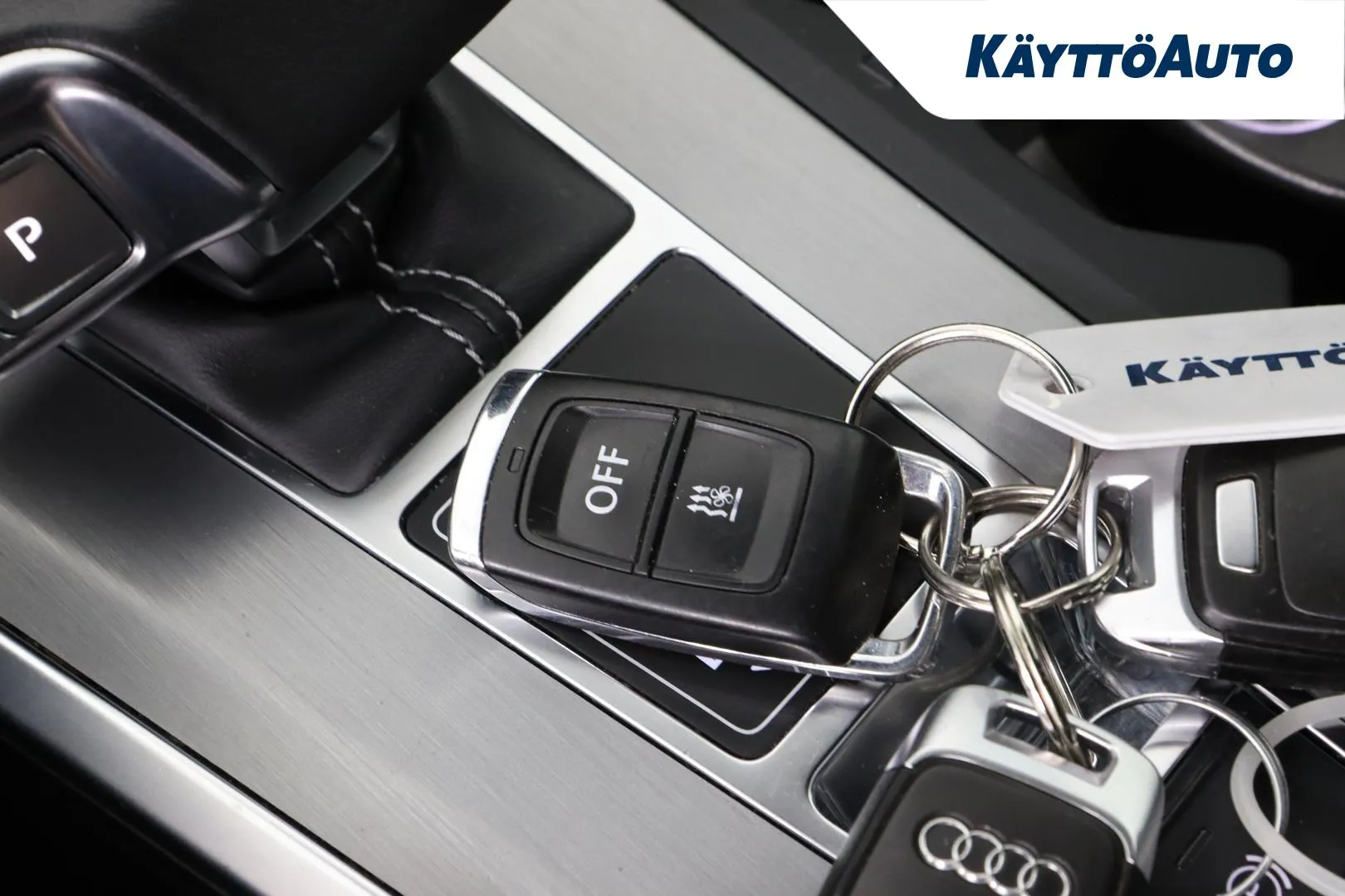 Audi A6 ZNE-875 carousel image