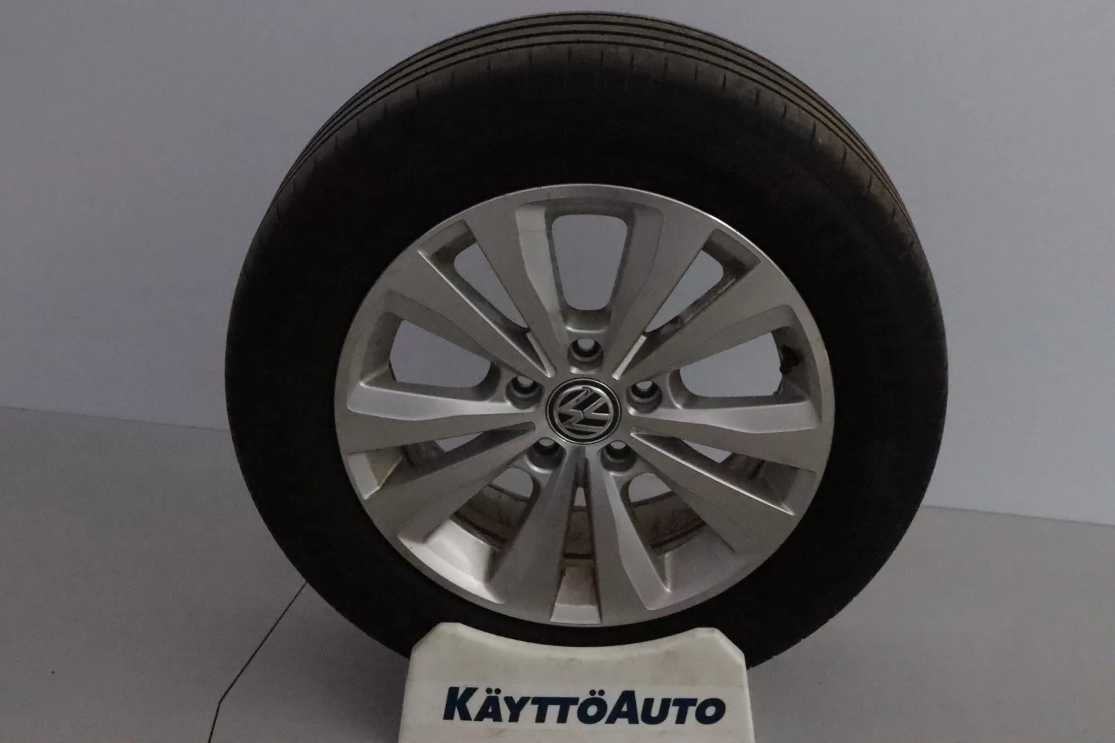 Volkswagen Golf Sportsvan IOL-276 carousel image