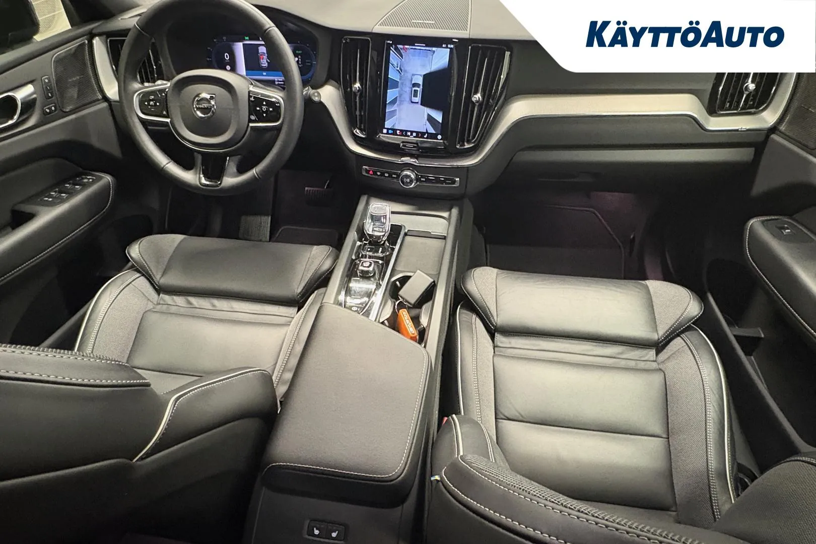 VOLVO XC60 XSV-778 carousel image