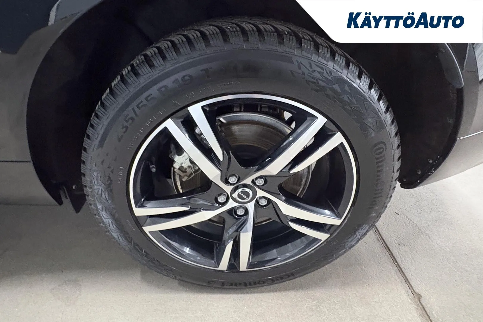 VOLVO XC60 XSV-778 carousel image