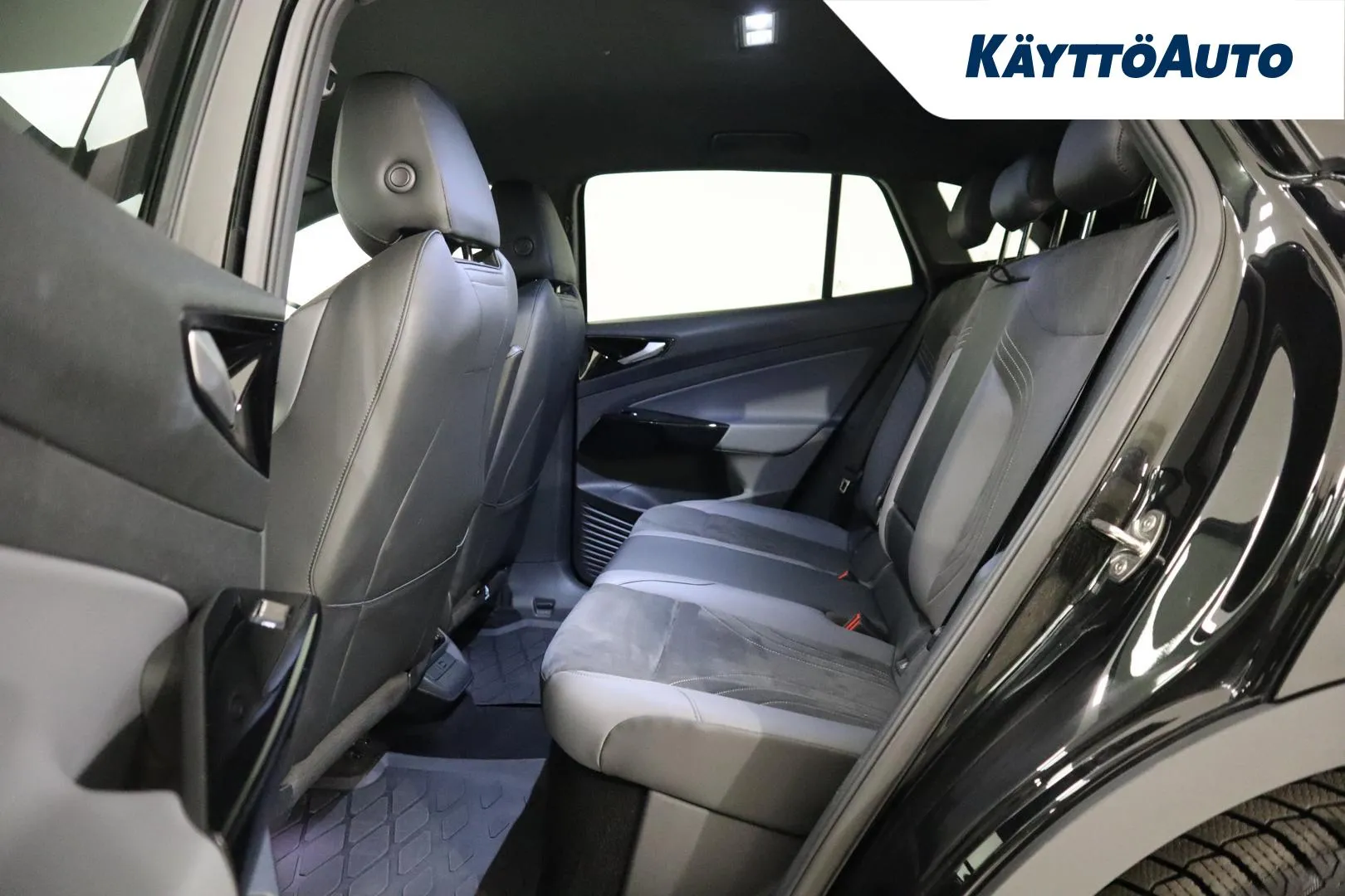 VOLKSWAGEN ID.4 EVN-170 carousel image