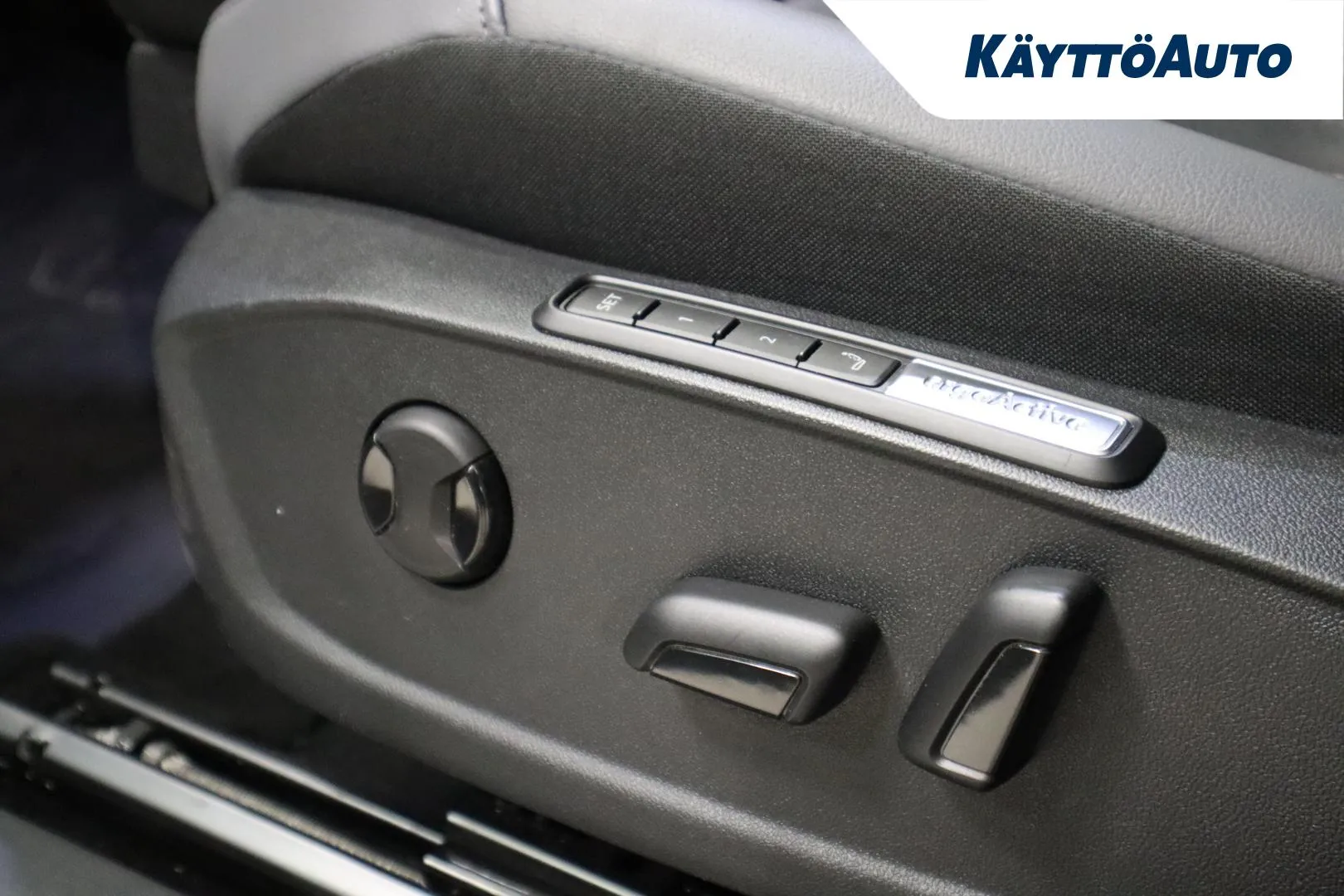 VOLKSWAGEN ID.4 EVN-170 carousel image