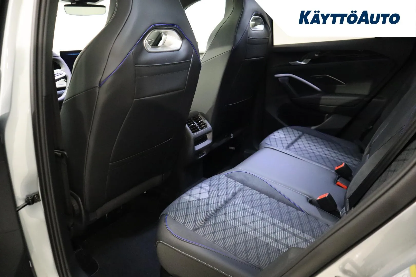 Volkswagen Tiguan MRH-271 carousel image