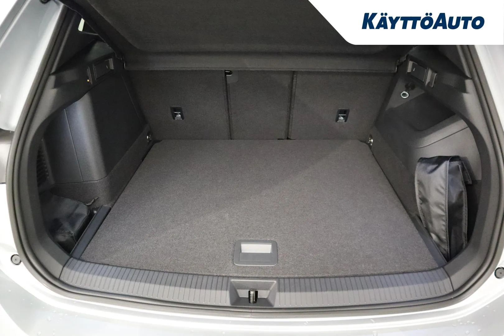 Volkswagen Tiguan MRH-271 carousel image