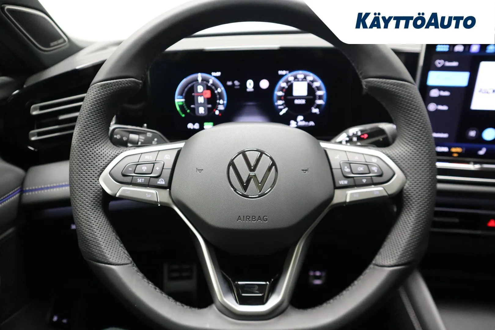 Volkswagen Tiguan MRH-271 carousel image