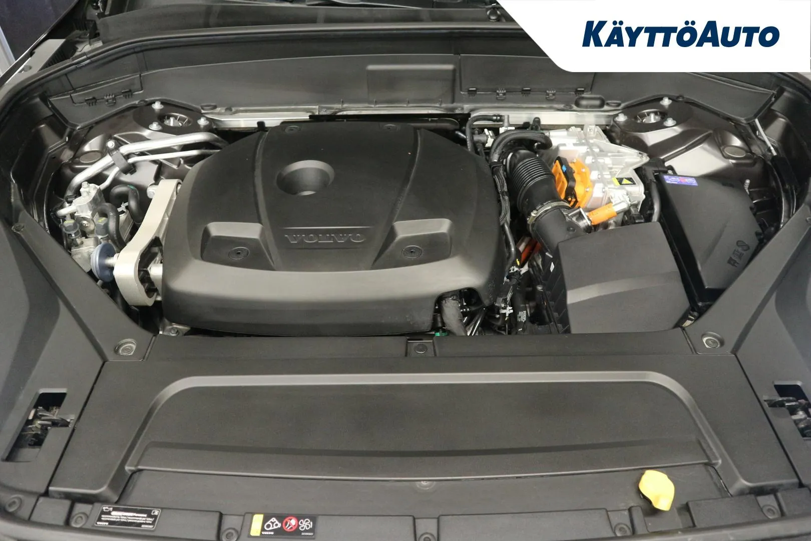 VOLVO XC90 ZPC-140 carousel image