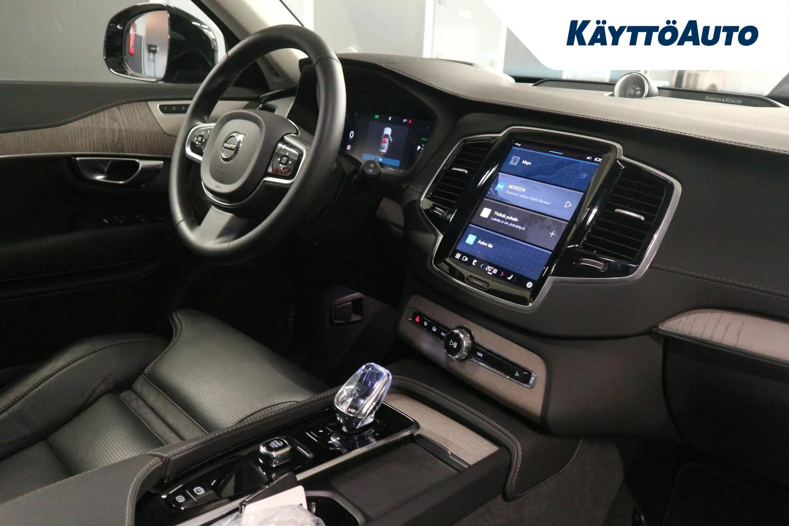 VOLVO XC90 ZPC-140 carousel image