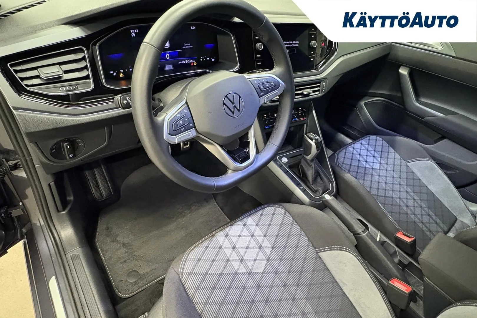 VOLKSWAGEN Taigo XTA-789 carousel image