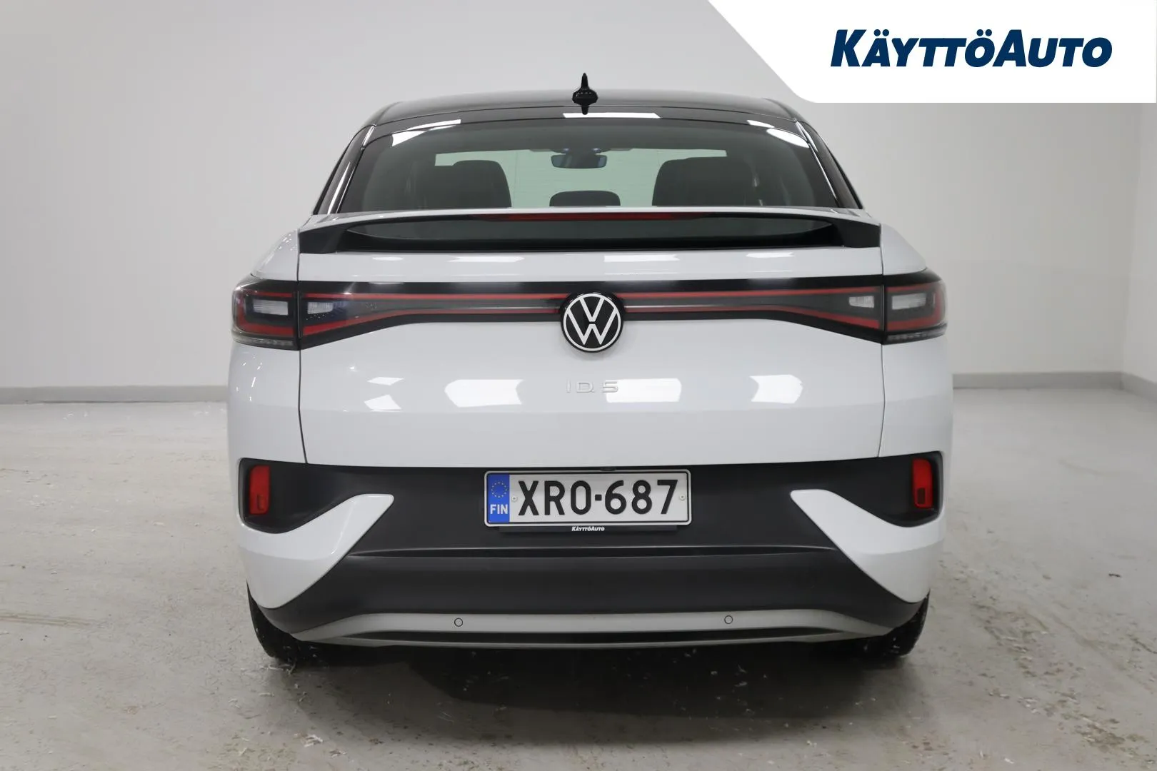 VOLKSWAGEN ID.5 XRO-687 carousel image
