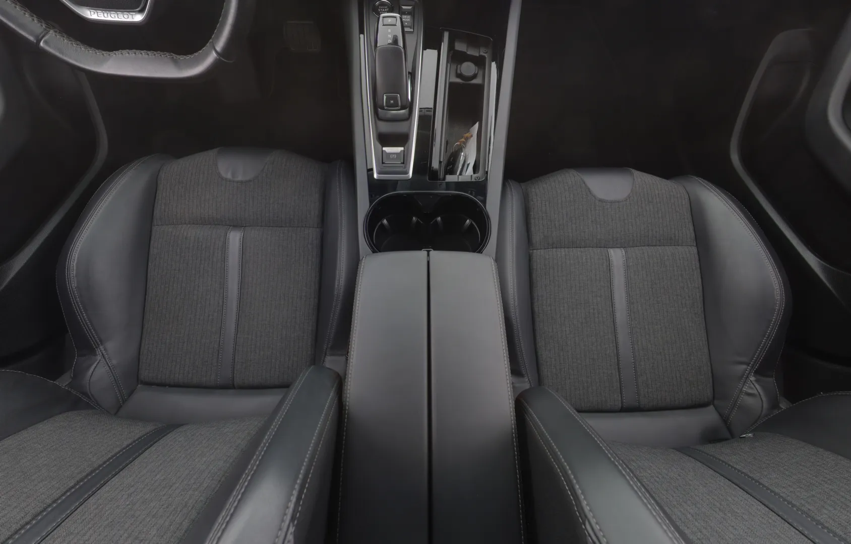 PEUGEOT 508 SXZ-308 carousel image
