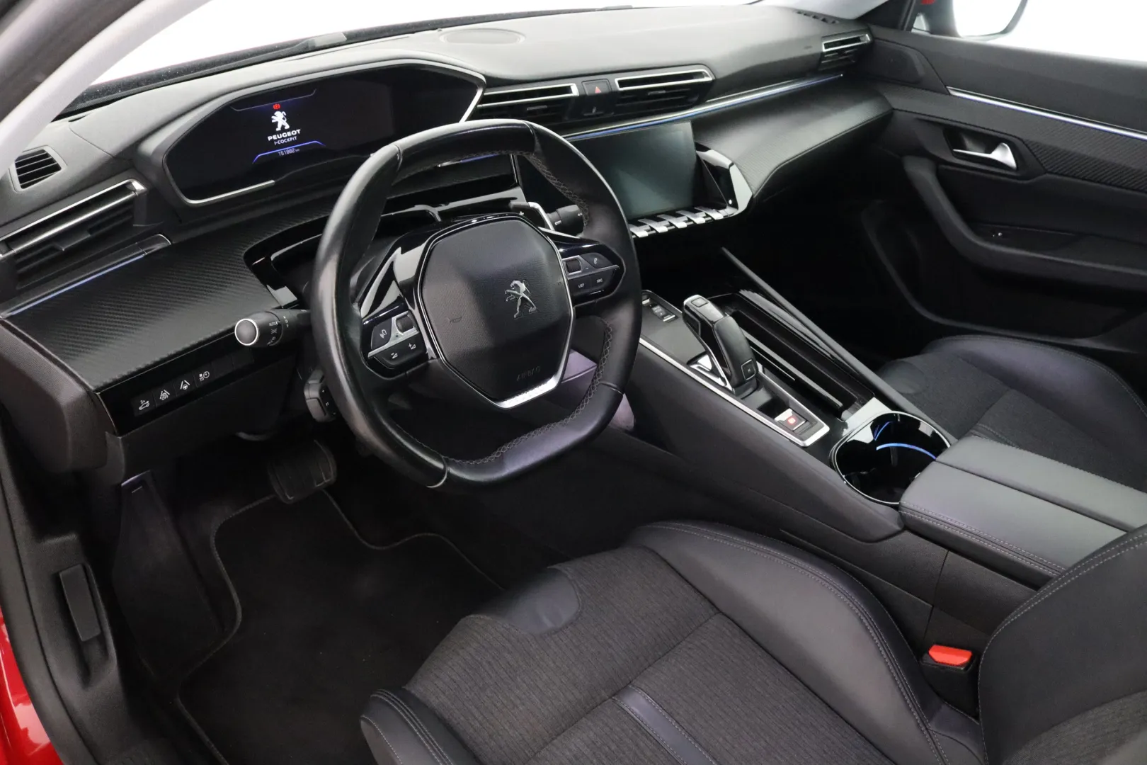 PEUGEOT 508 SXZ-308 carousel image