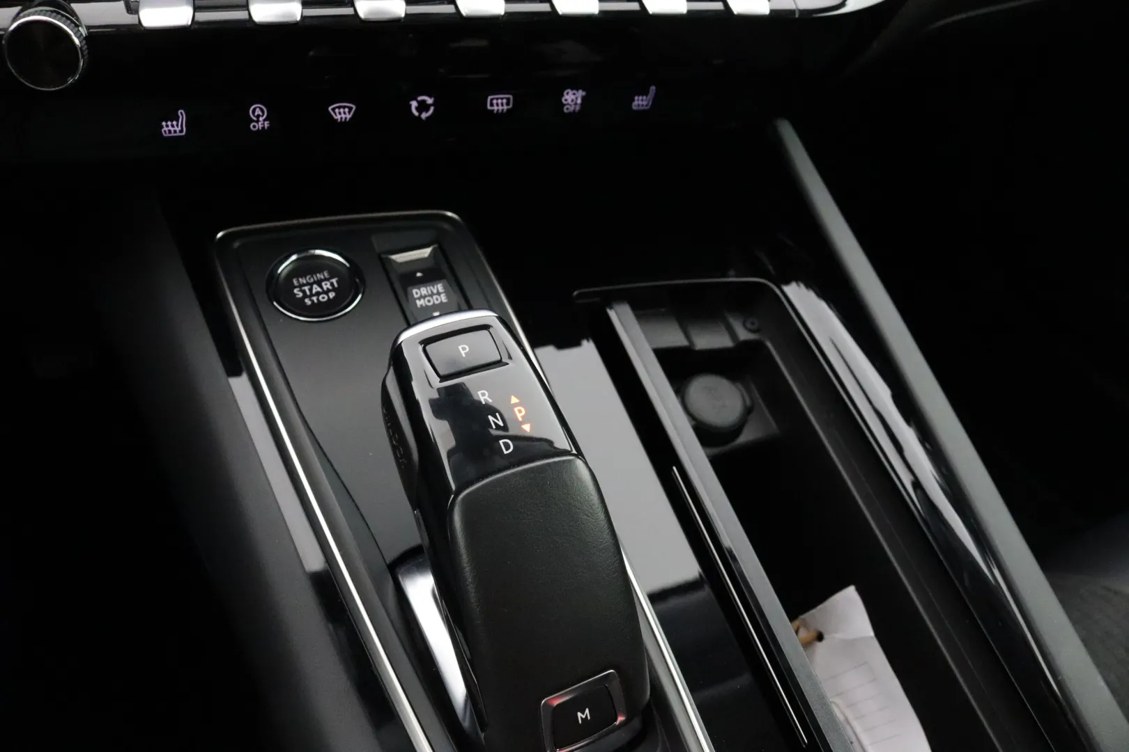 PEUGEOT 508 SXZ-308 carousel image