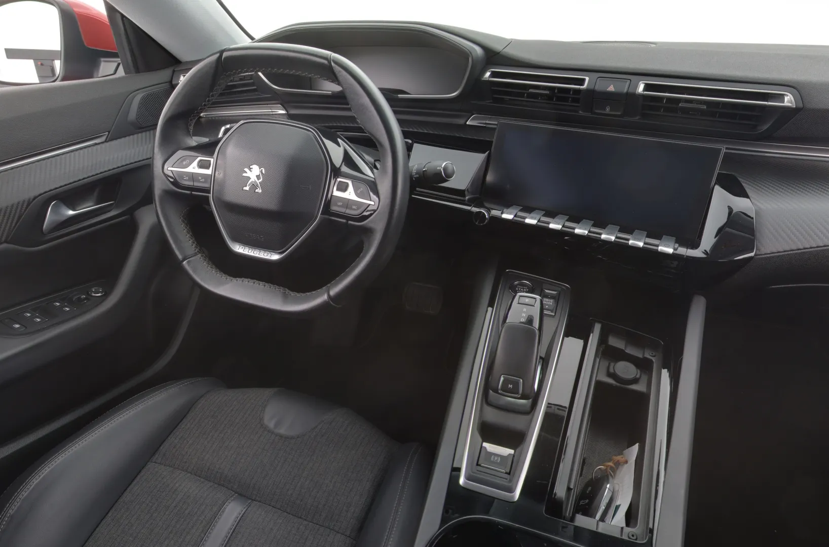 PEUGEOT 508 SXZ-308 carousel image