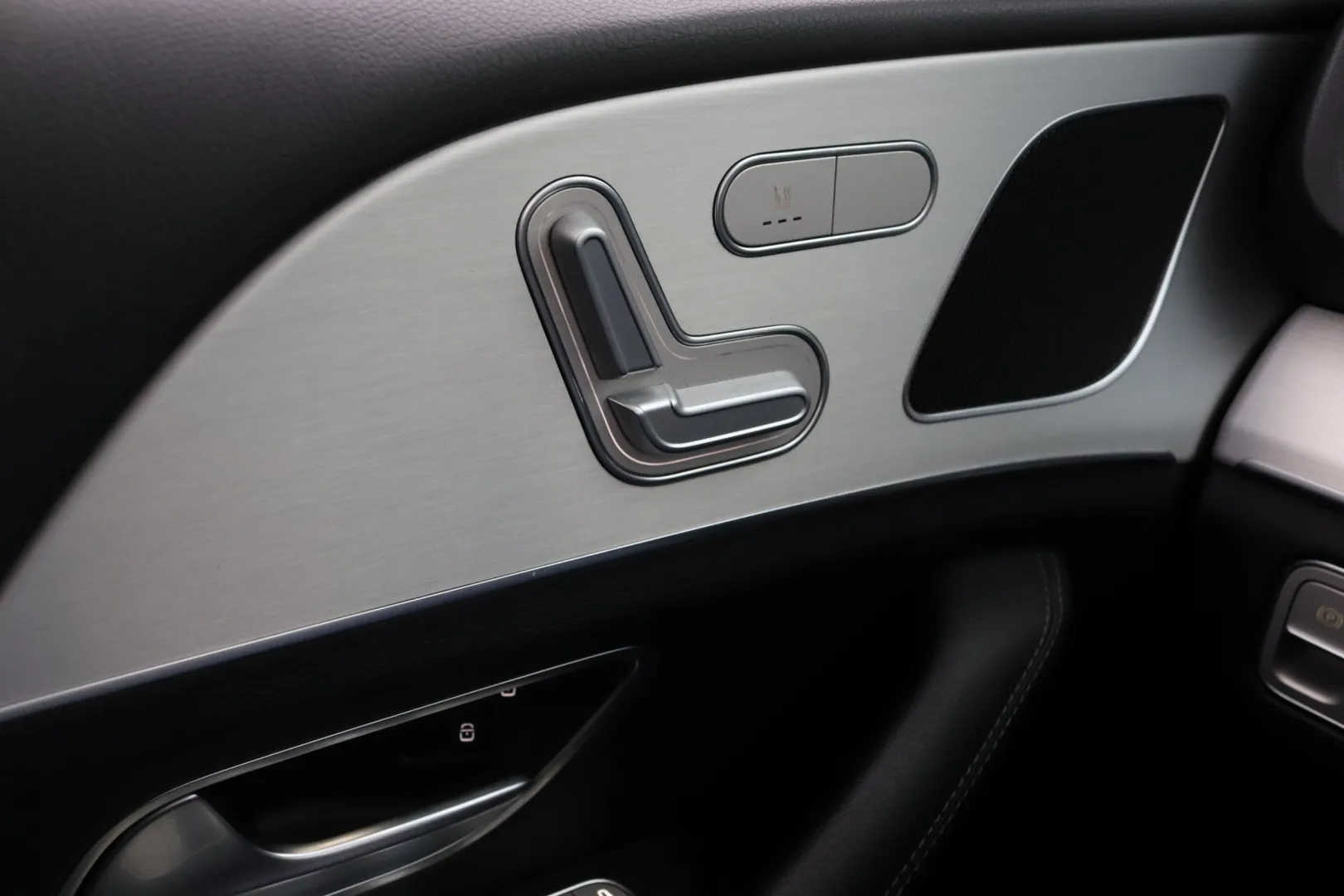 MERCEDES-BENZ GLE FOP-435 carousel image