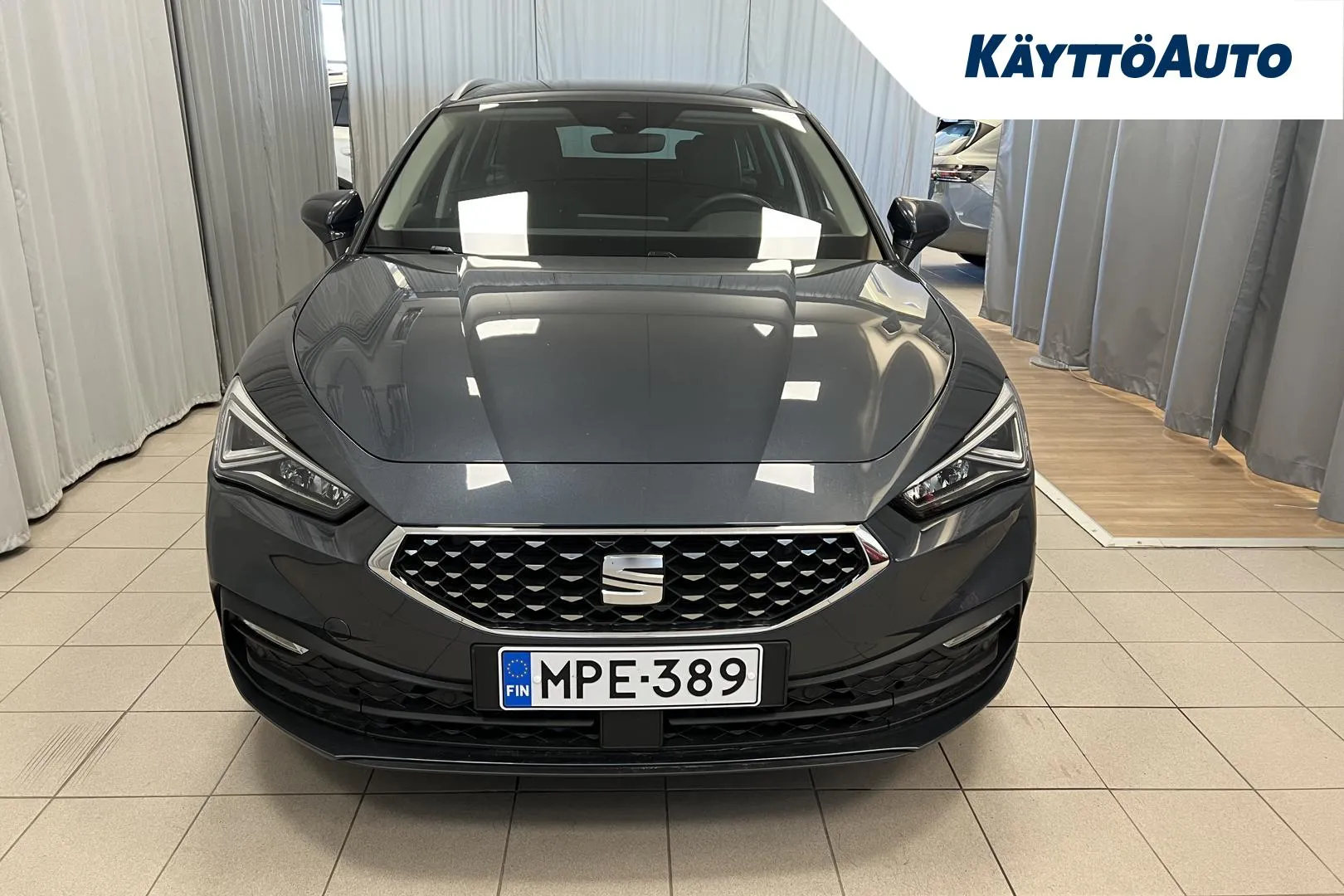 SEAT Leon Sportstourer MPE-389 carousel image